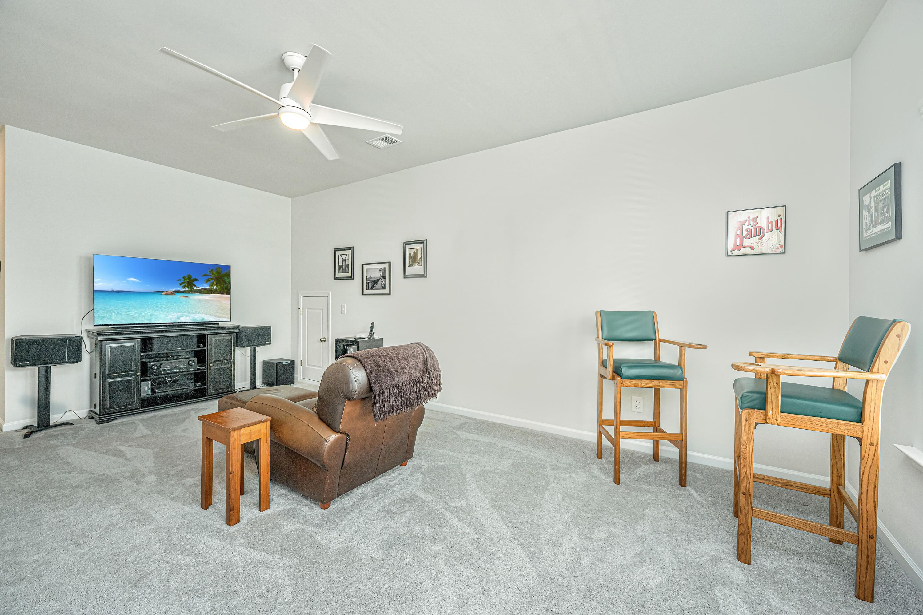 138 Woodland Oak Way