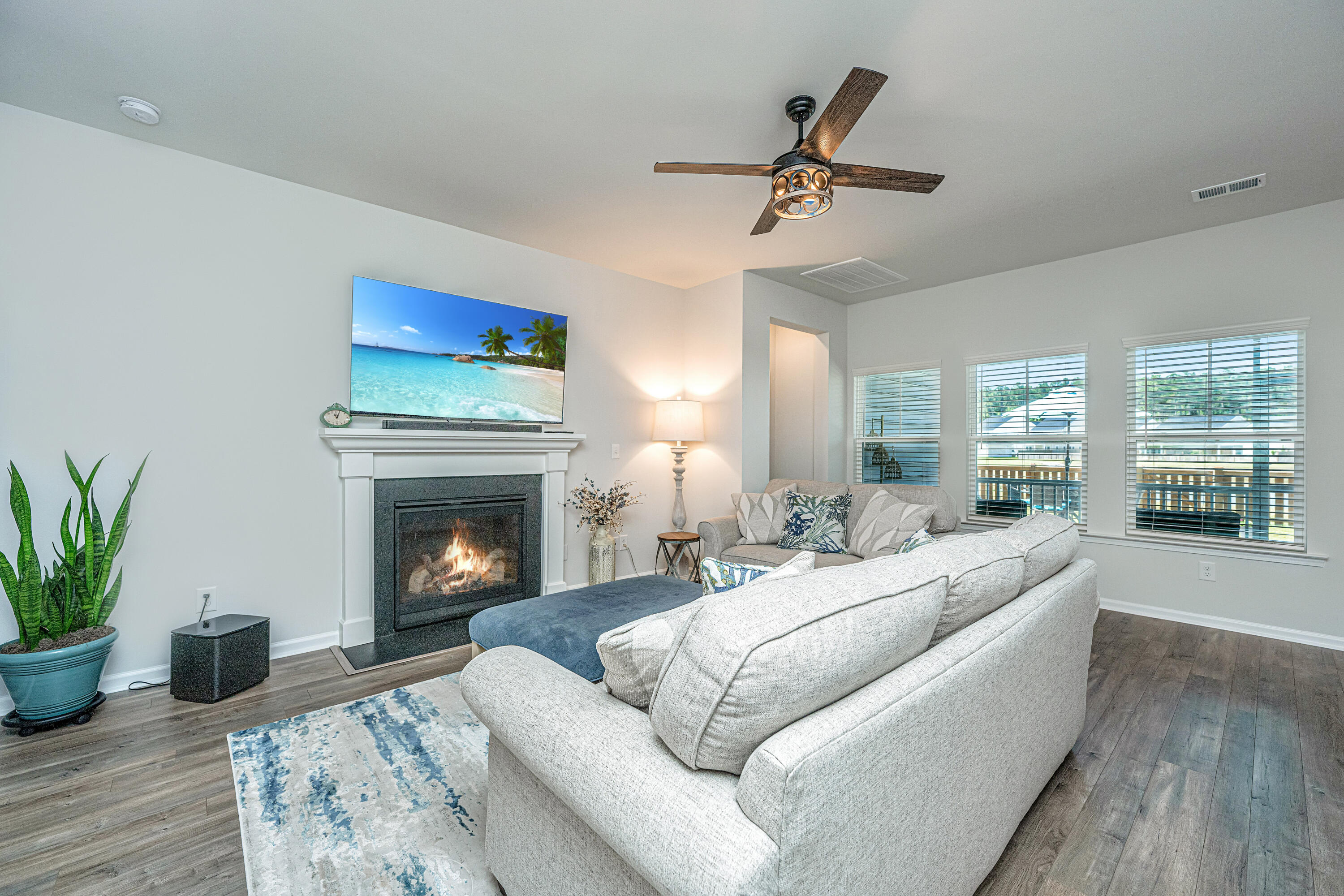 138 Woodland Oak Way