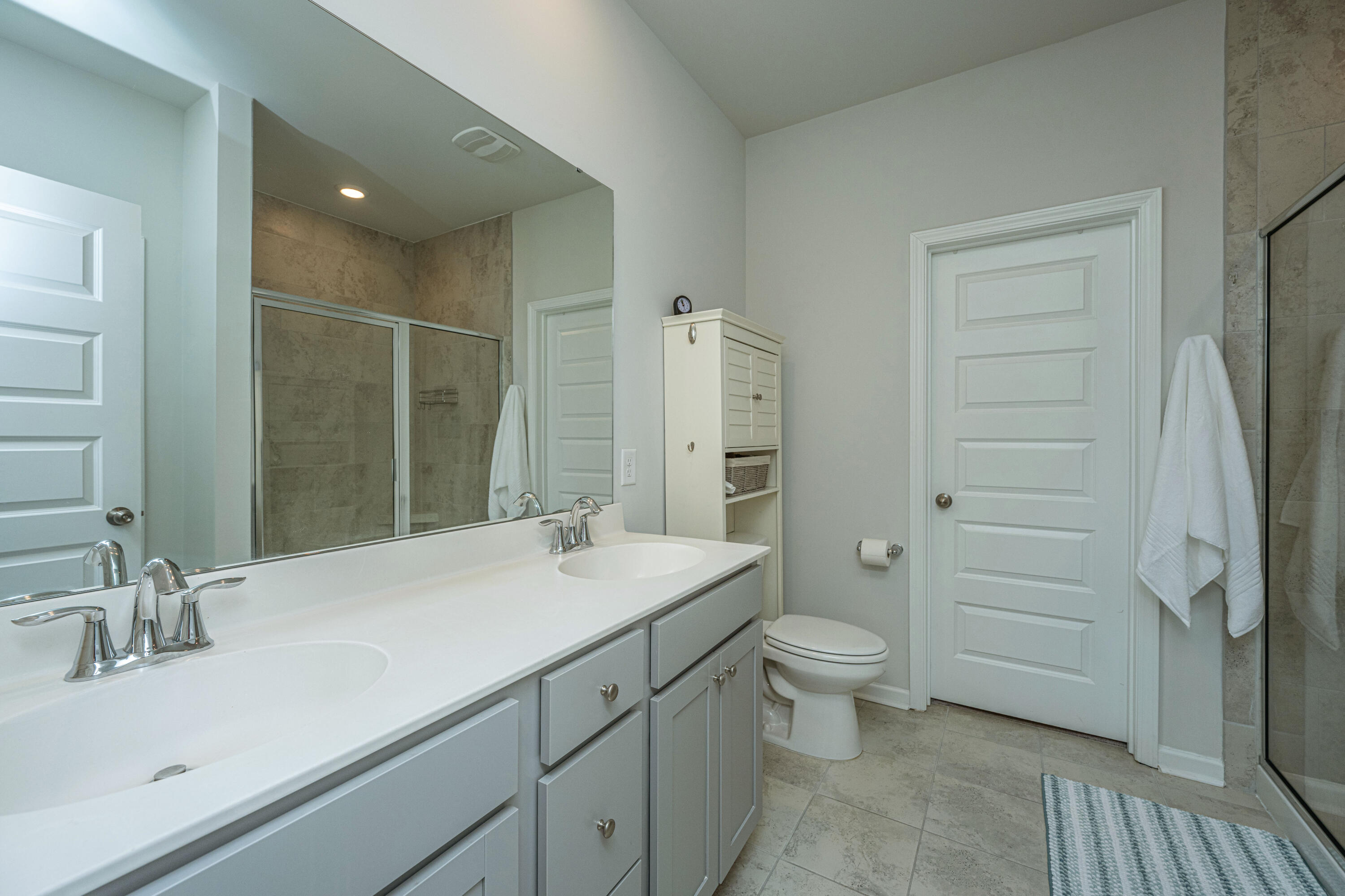 138 Woodland Oak Way