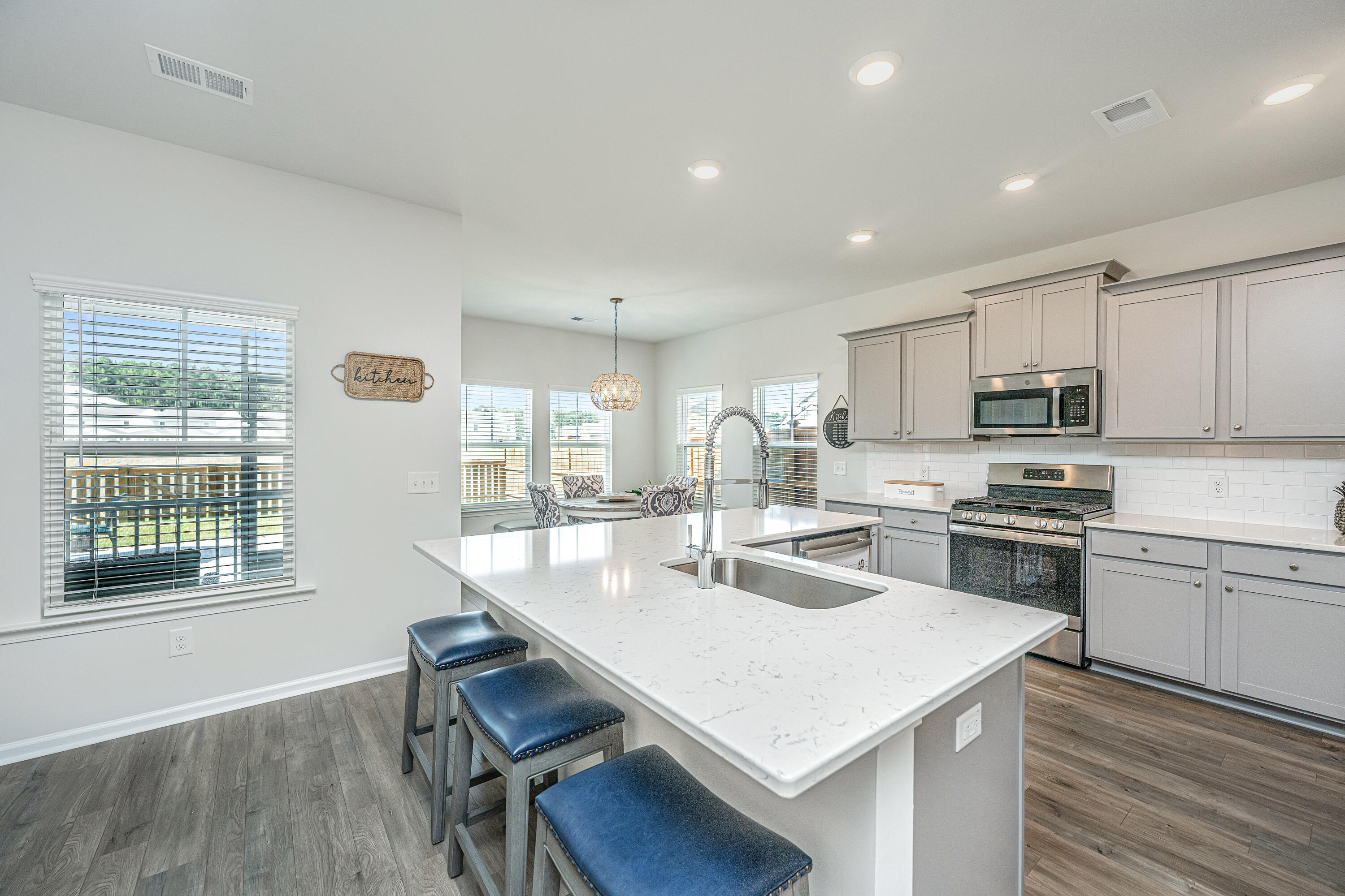 138 Woodland Oak Way