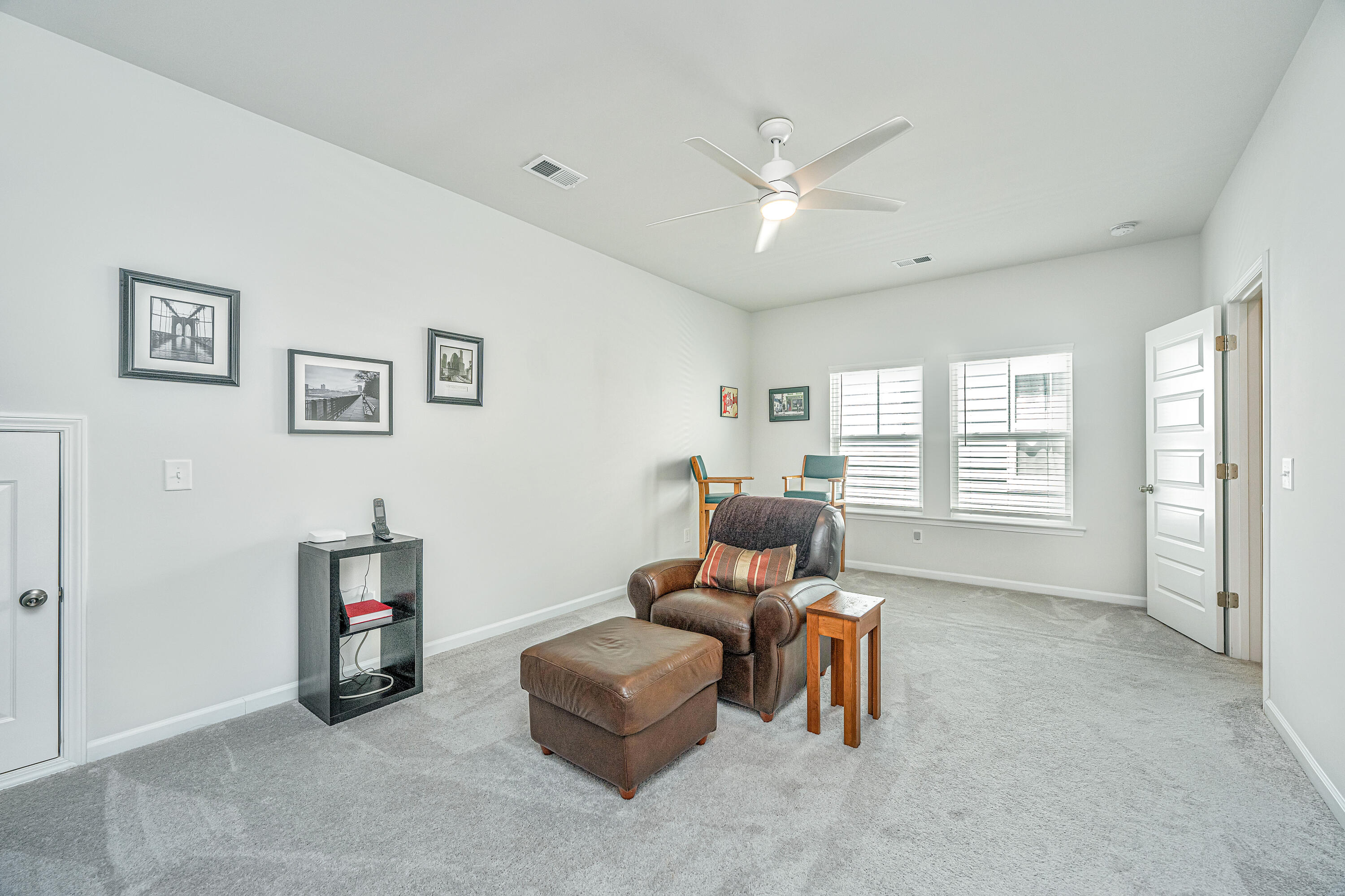 138 Woodland Oak Way