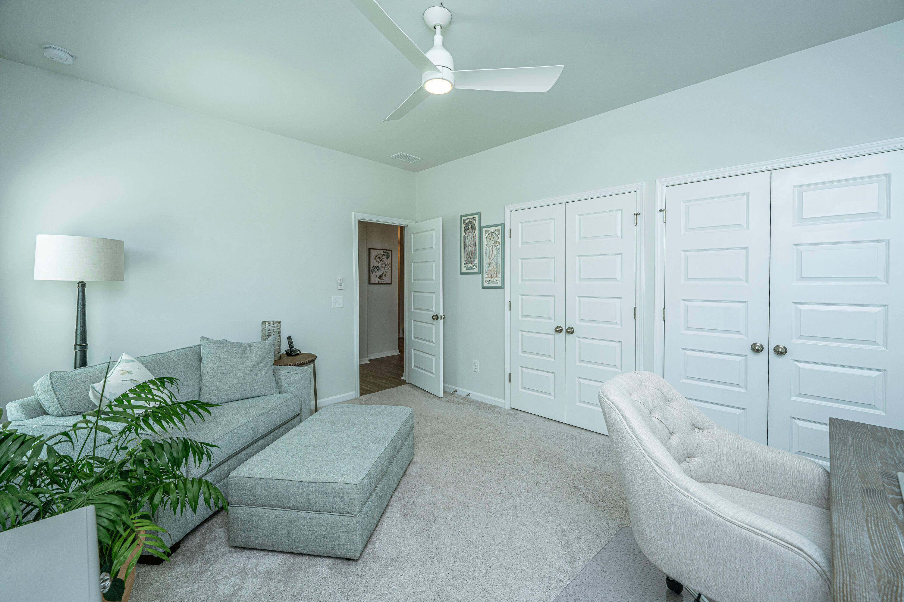 138 Woodland Oak Way