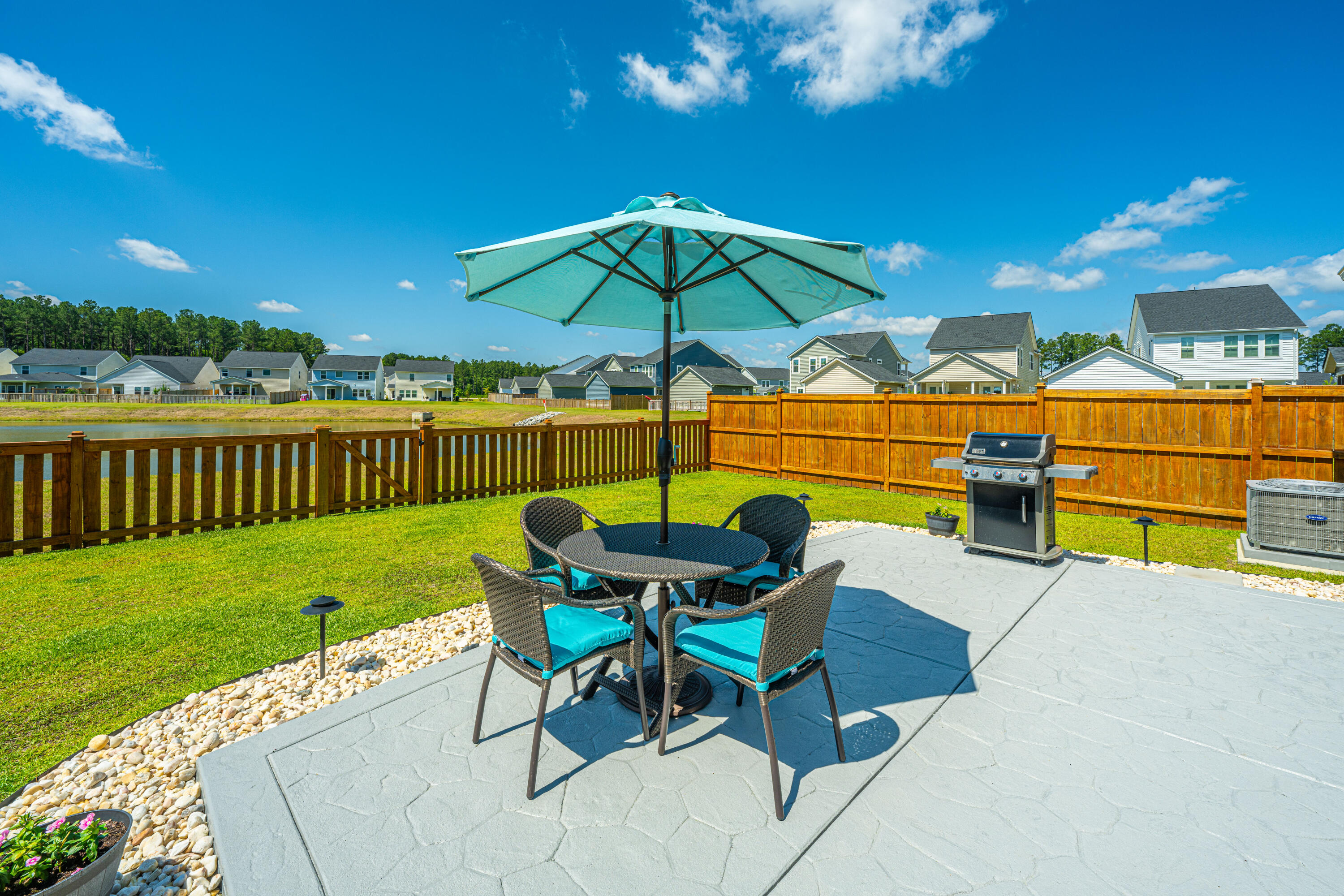 138 Woodland Oak Way