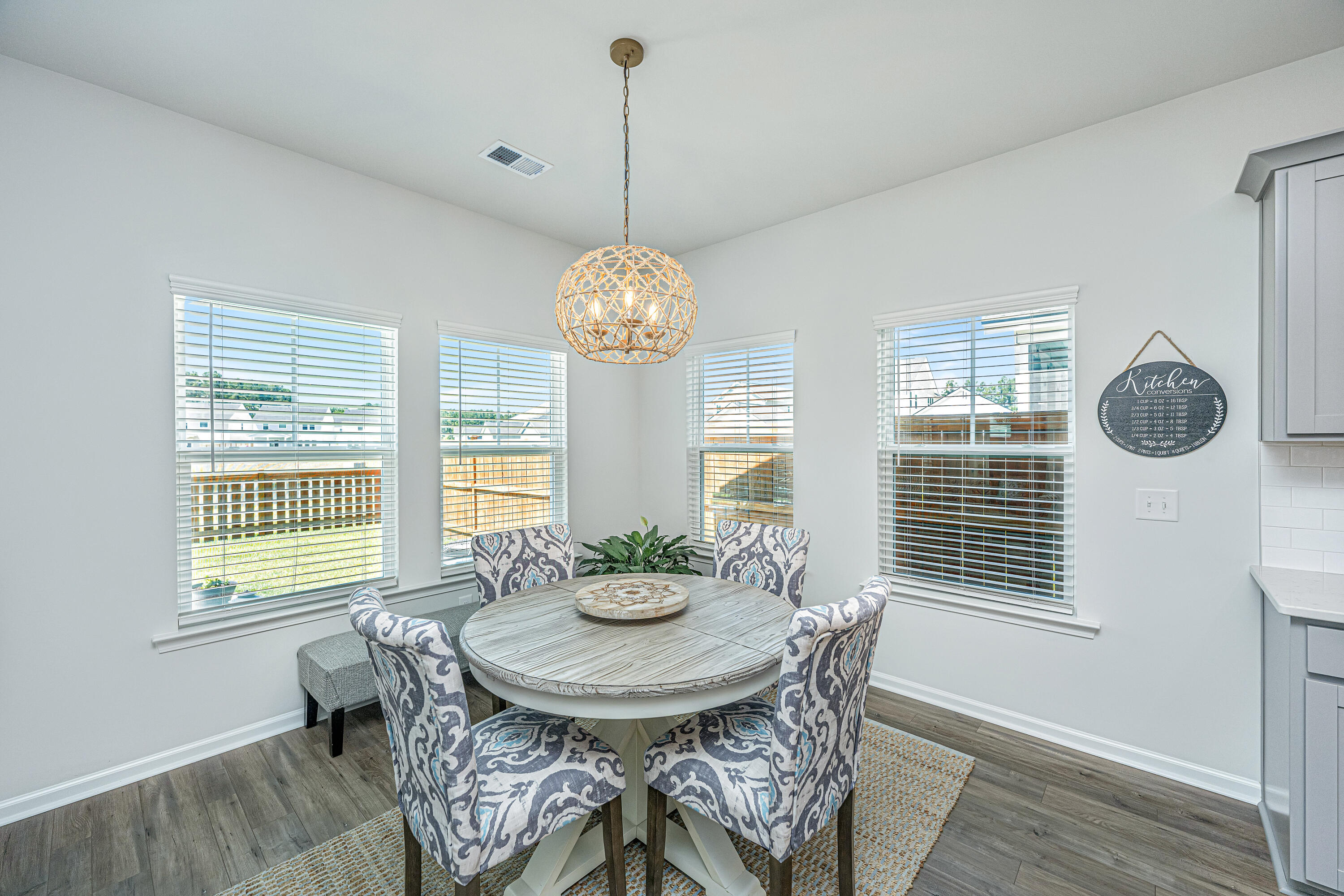 138 Woodland Oak Way