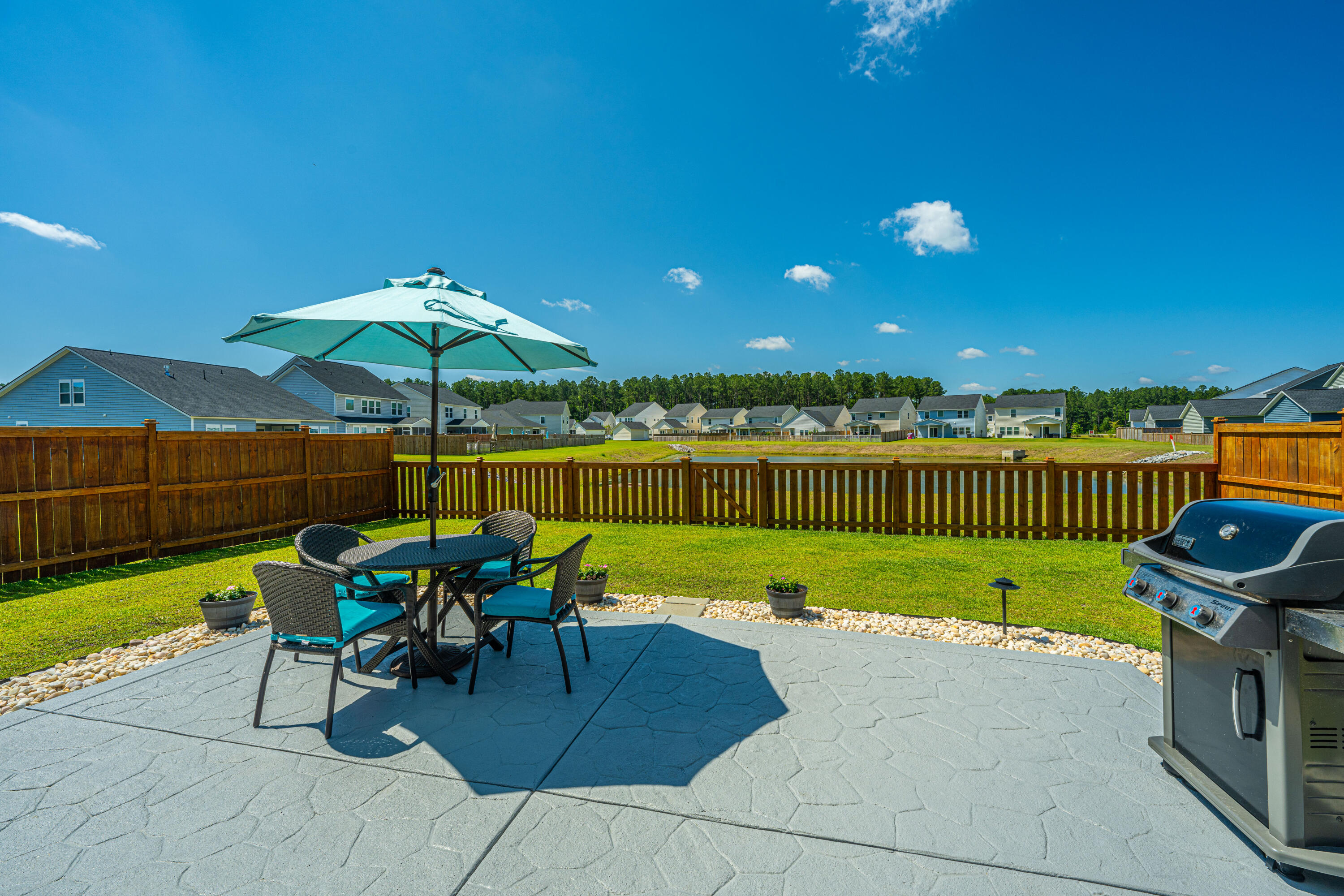 138 Woodland Oak Way