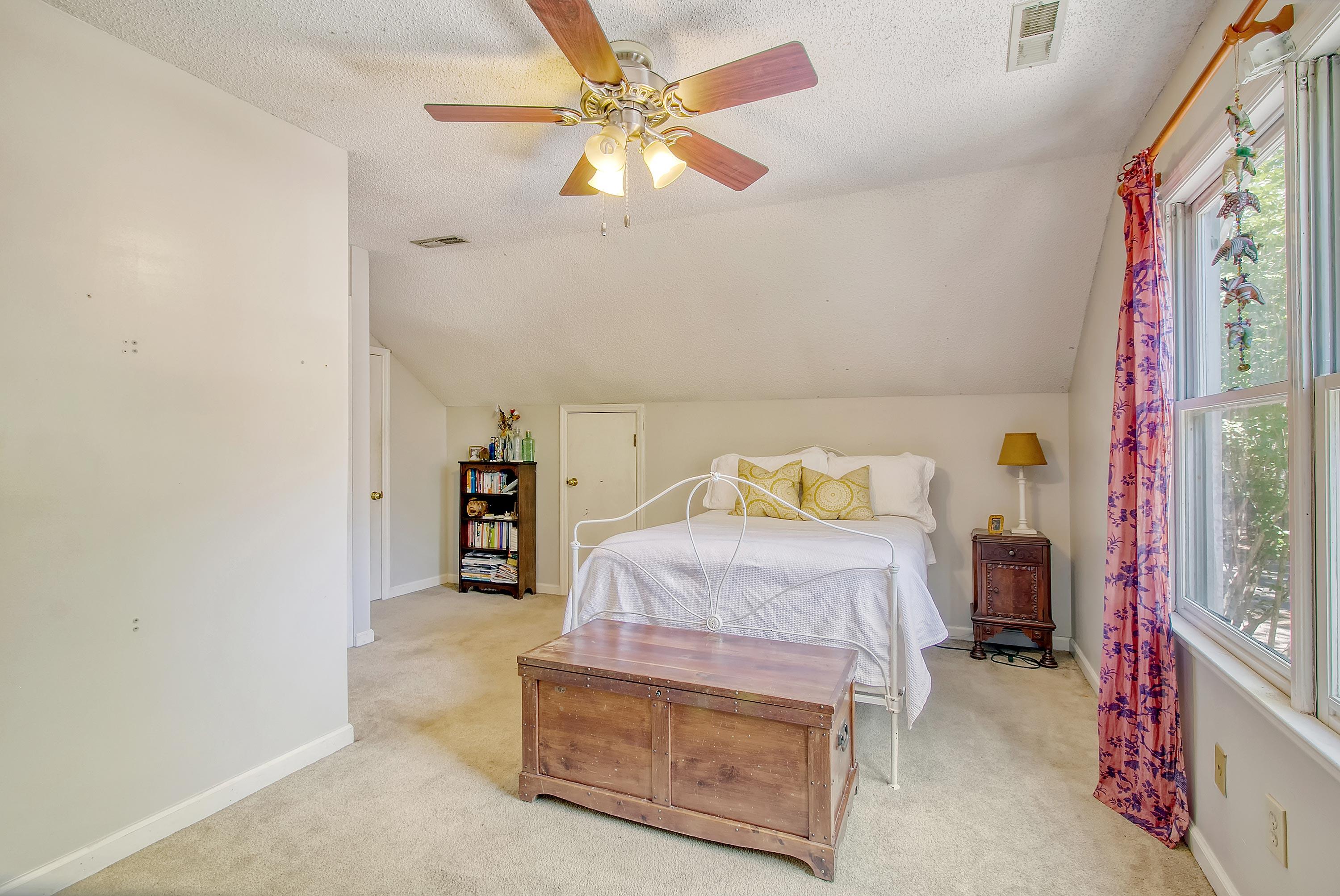 529 W Wimbledon Drive