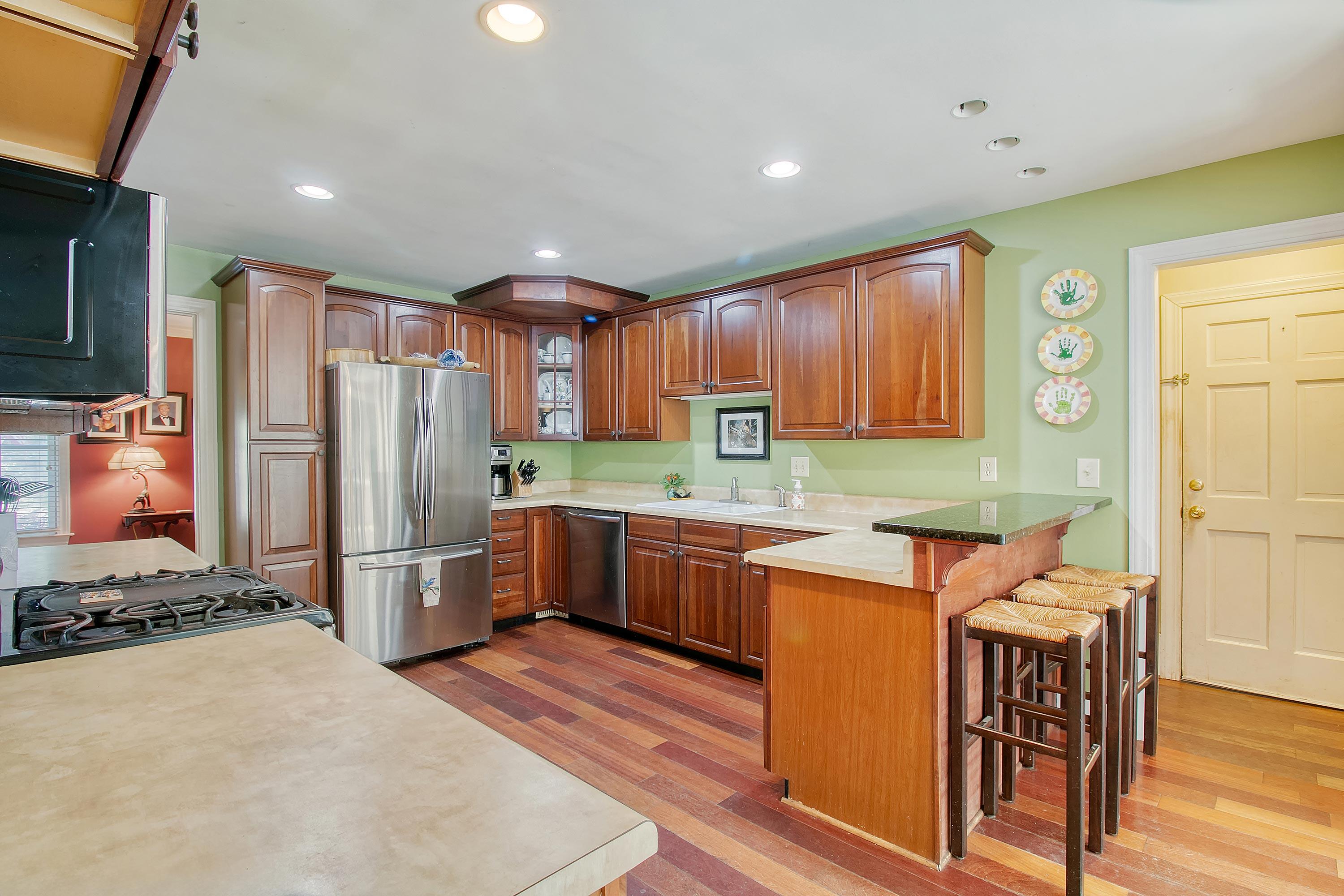 529 W Wimbledon Drive