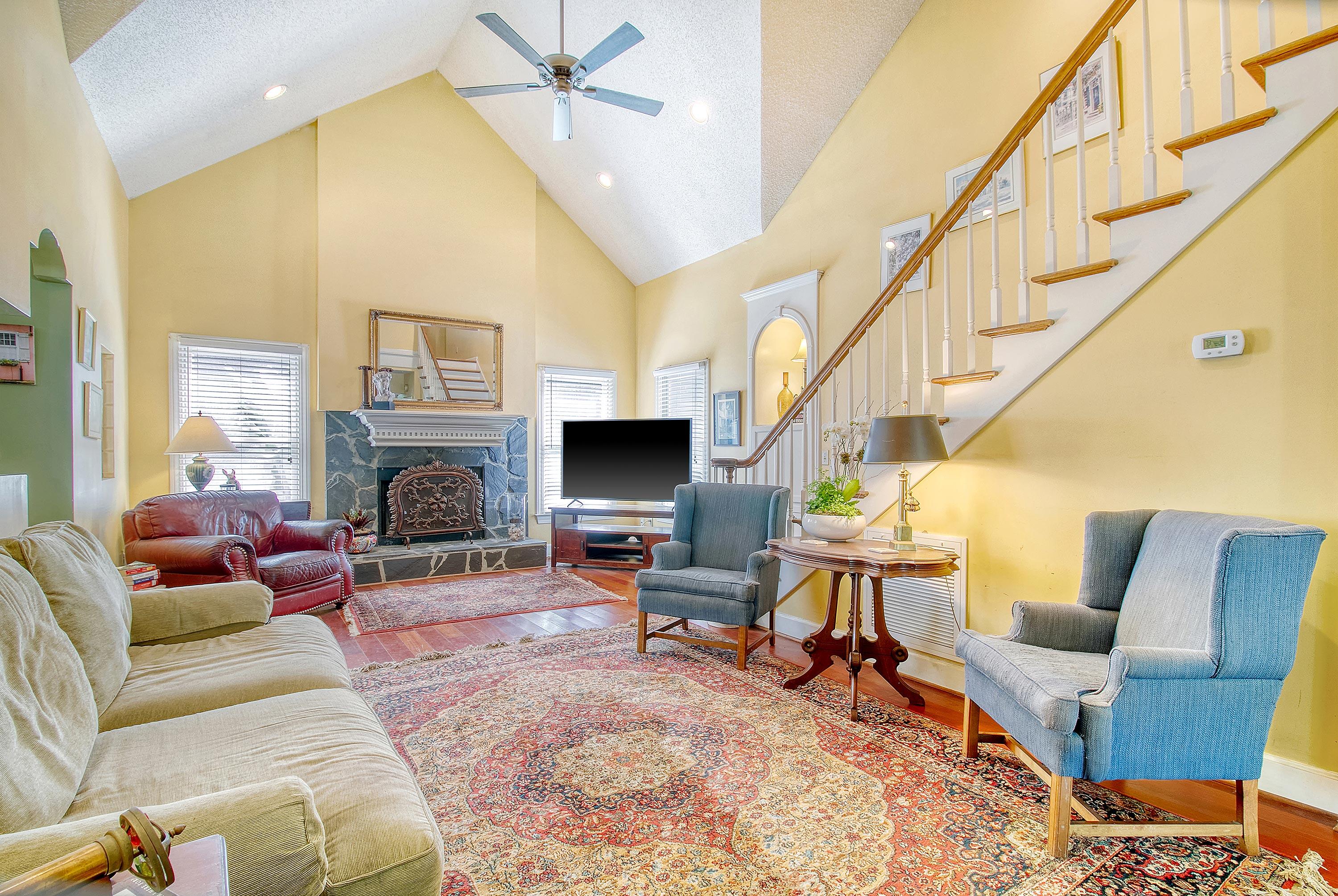 529 W Wimbledon Drive