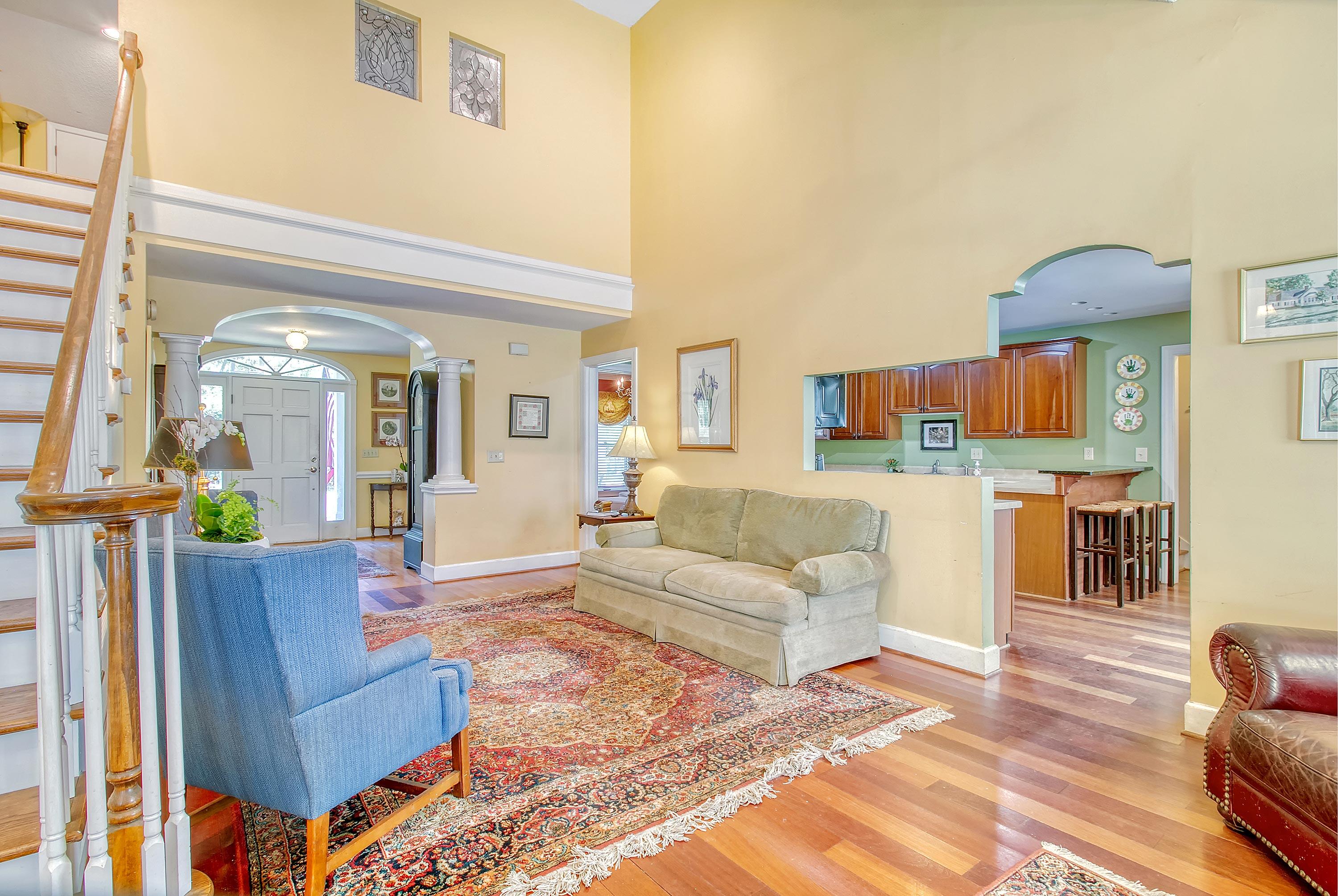 529 W Wimbledon Drive