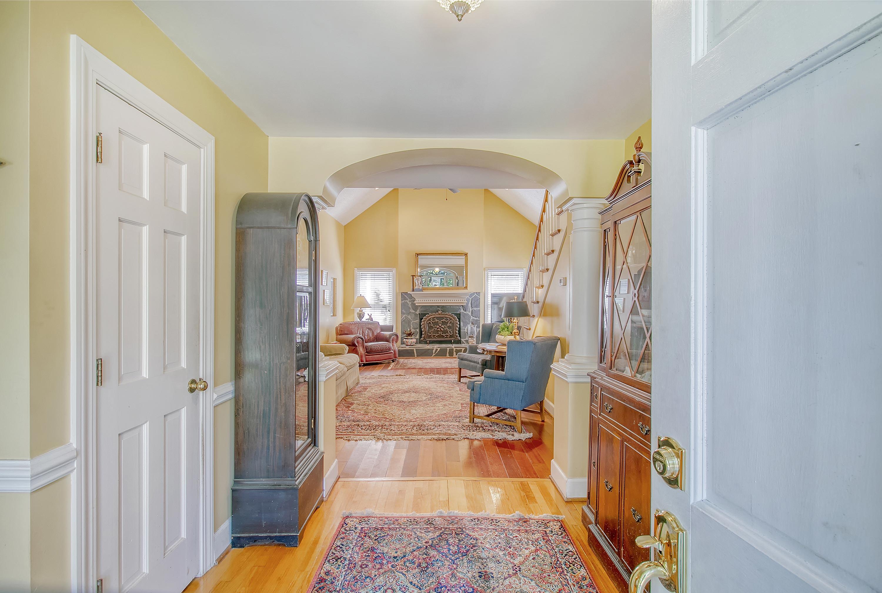 529 W Wimbledon Drive