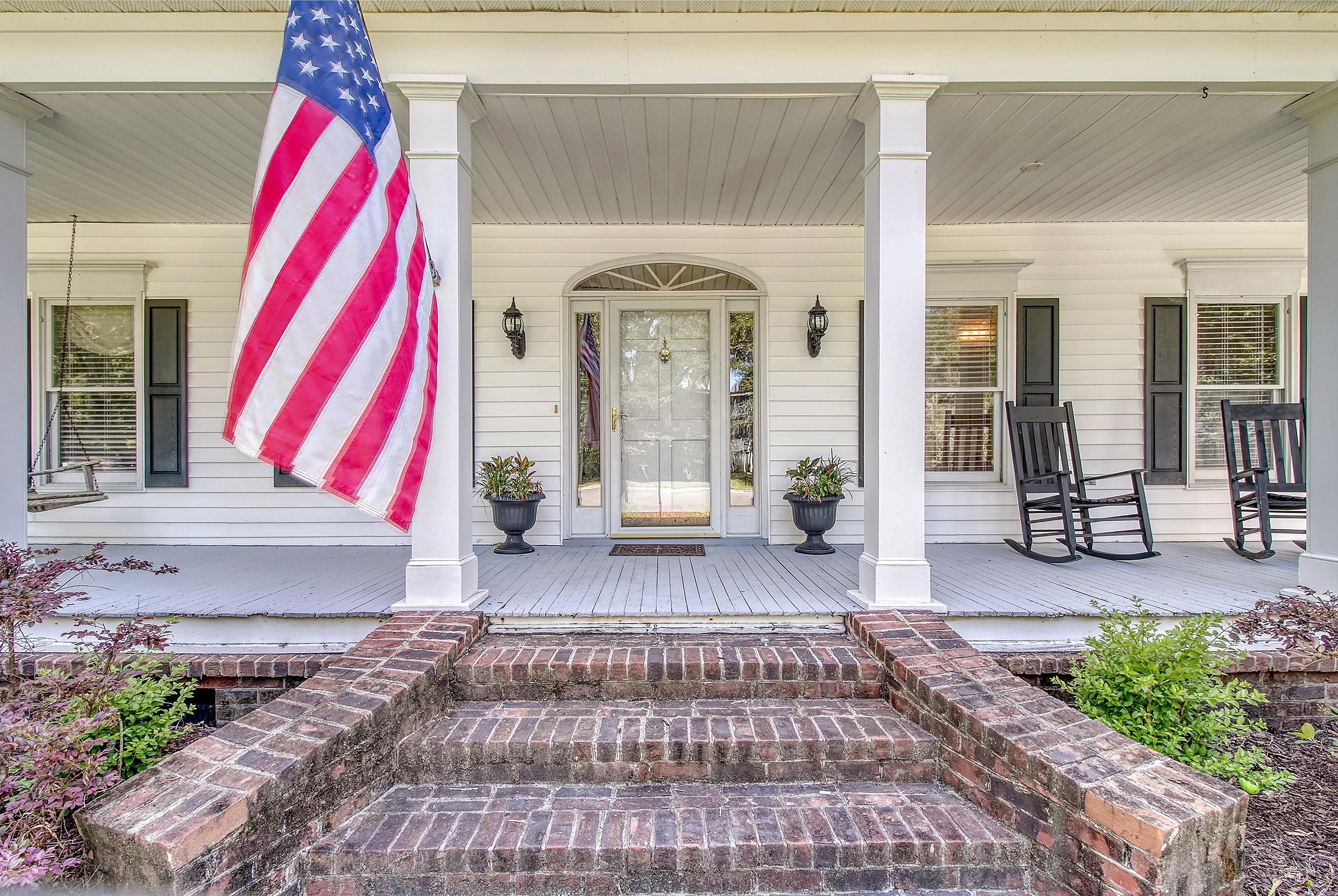 529 W Wimbledon Drive