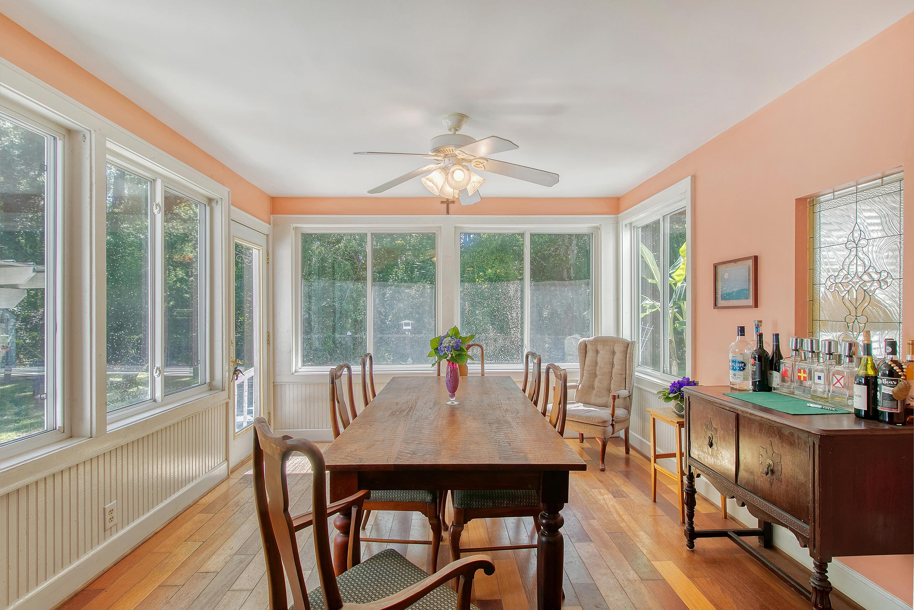 529 W Wimbledon Drive