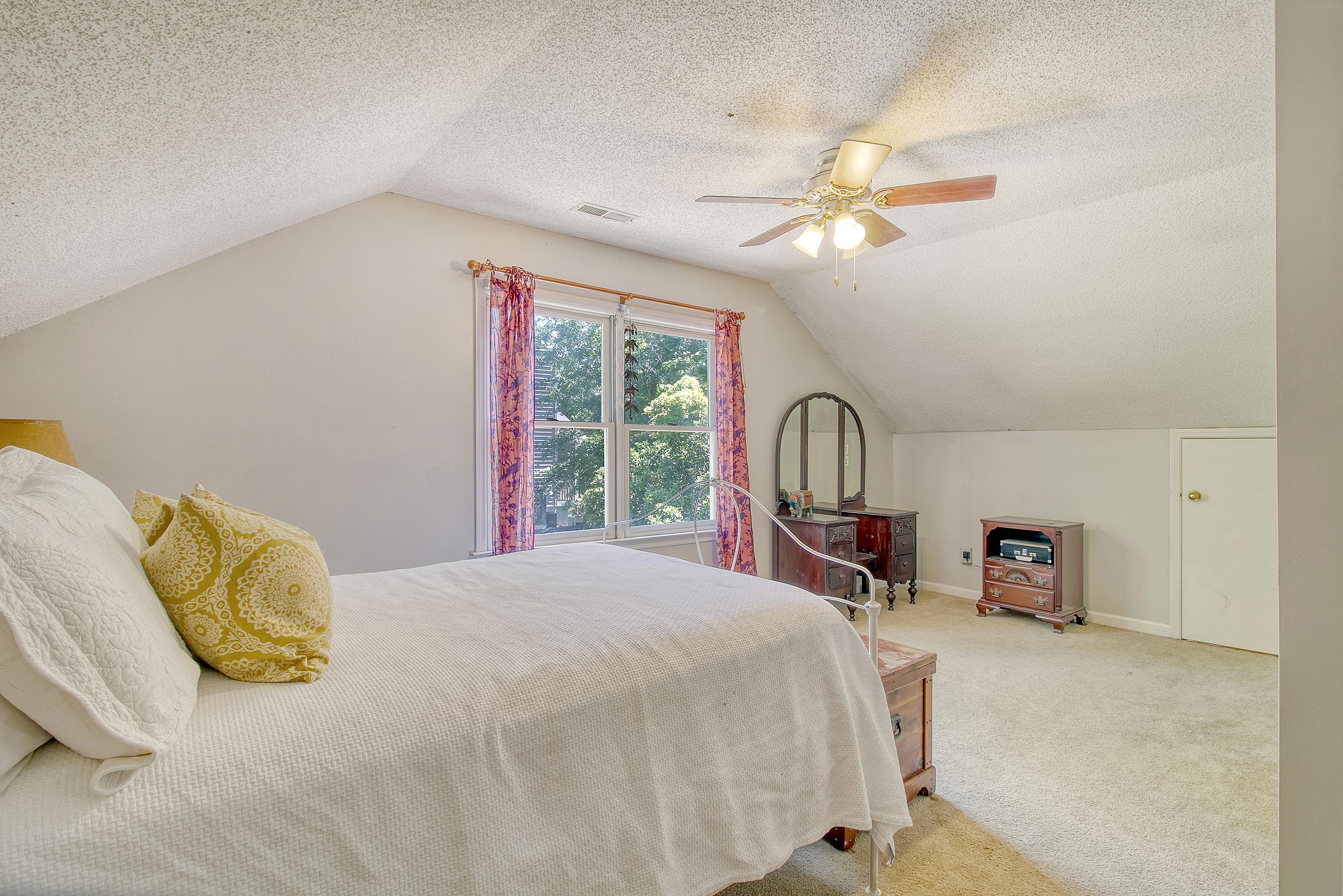 529 W Wimbledon Drive