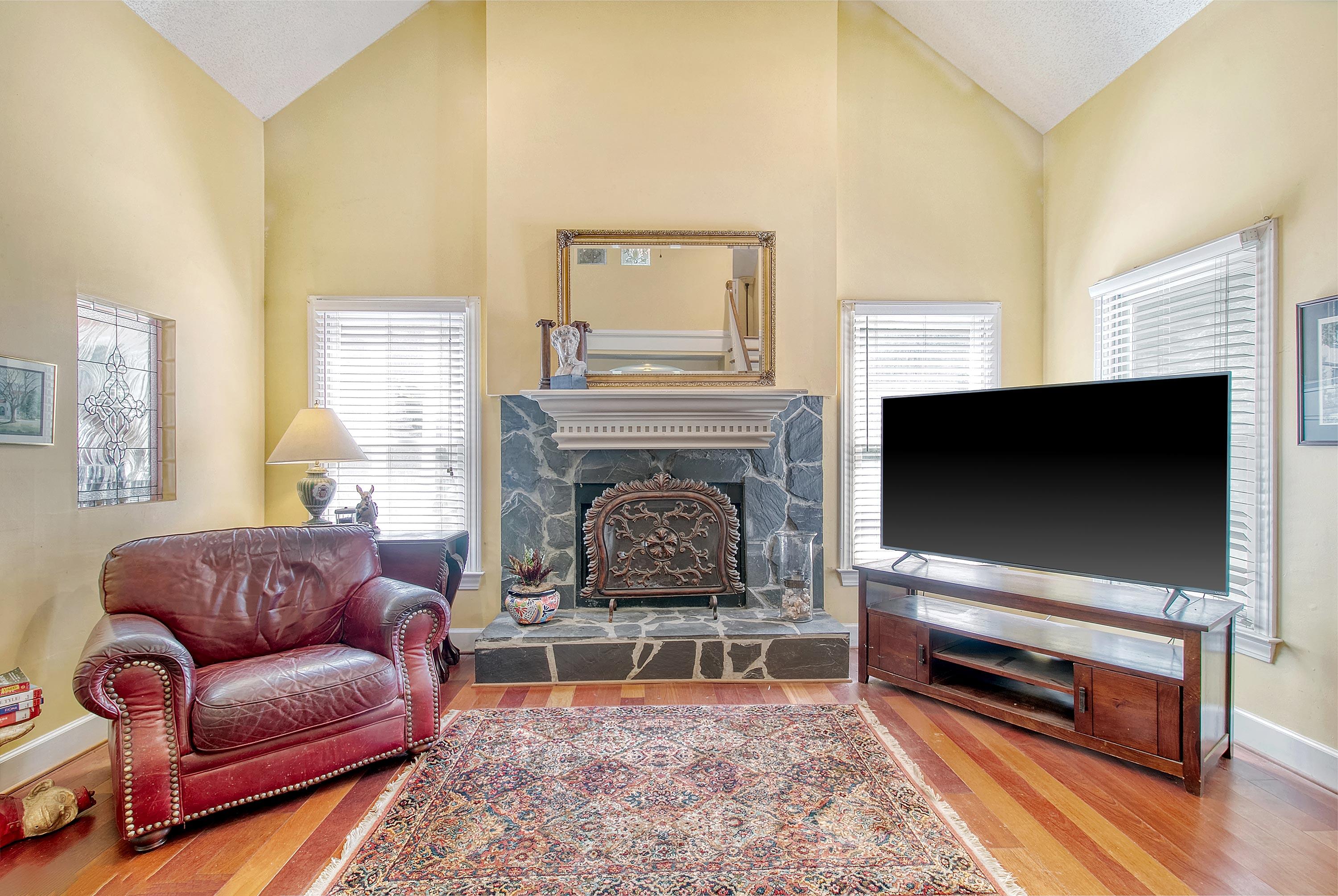 529 W Wimbledon Drive