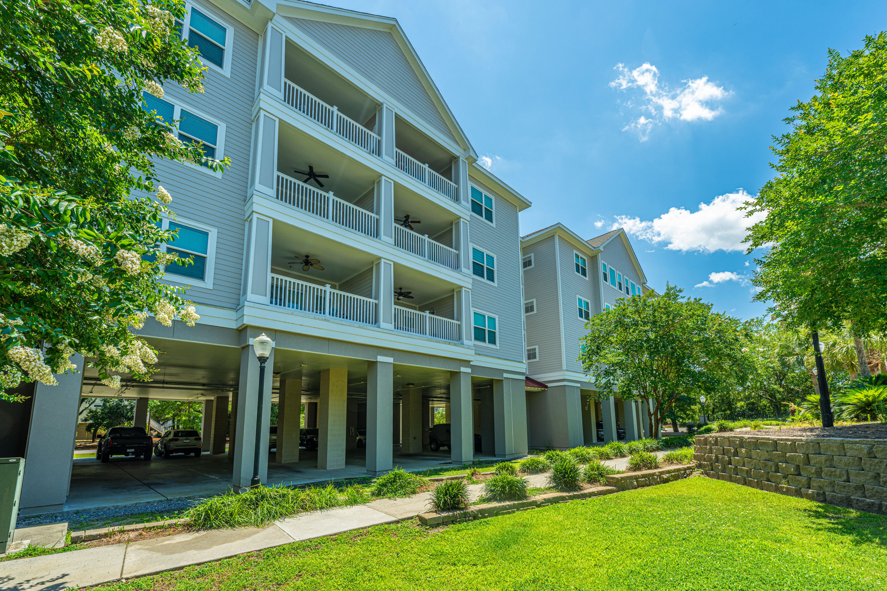 1984 Folly Road # B304