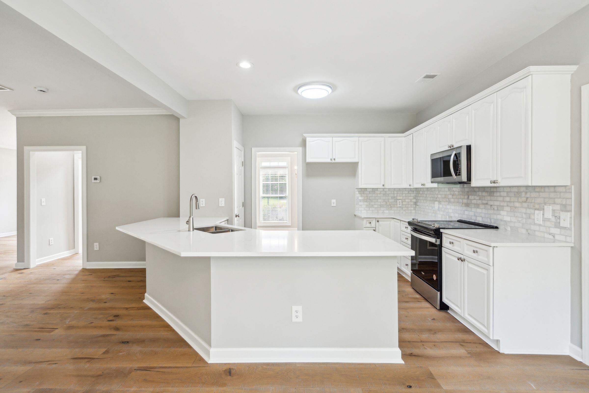 168 Shadowmoss Parkway