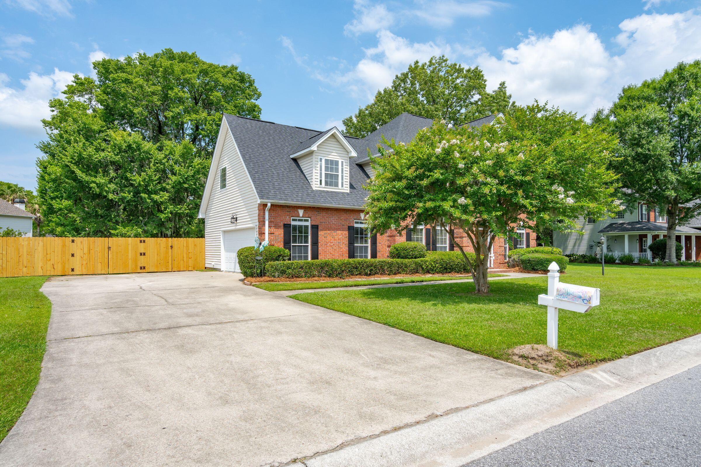 168 Shadowmoss Parkway