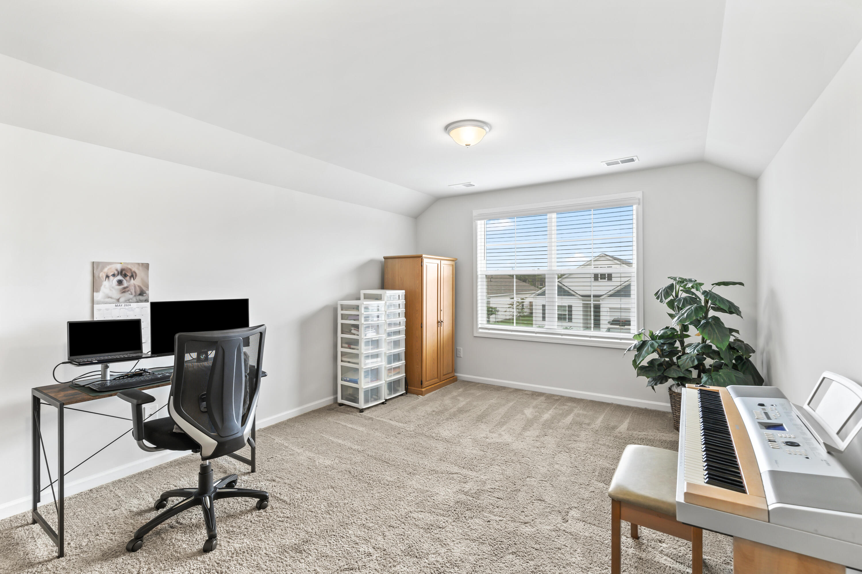 214 Clydesdale Circle