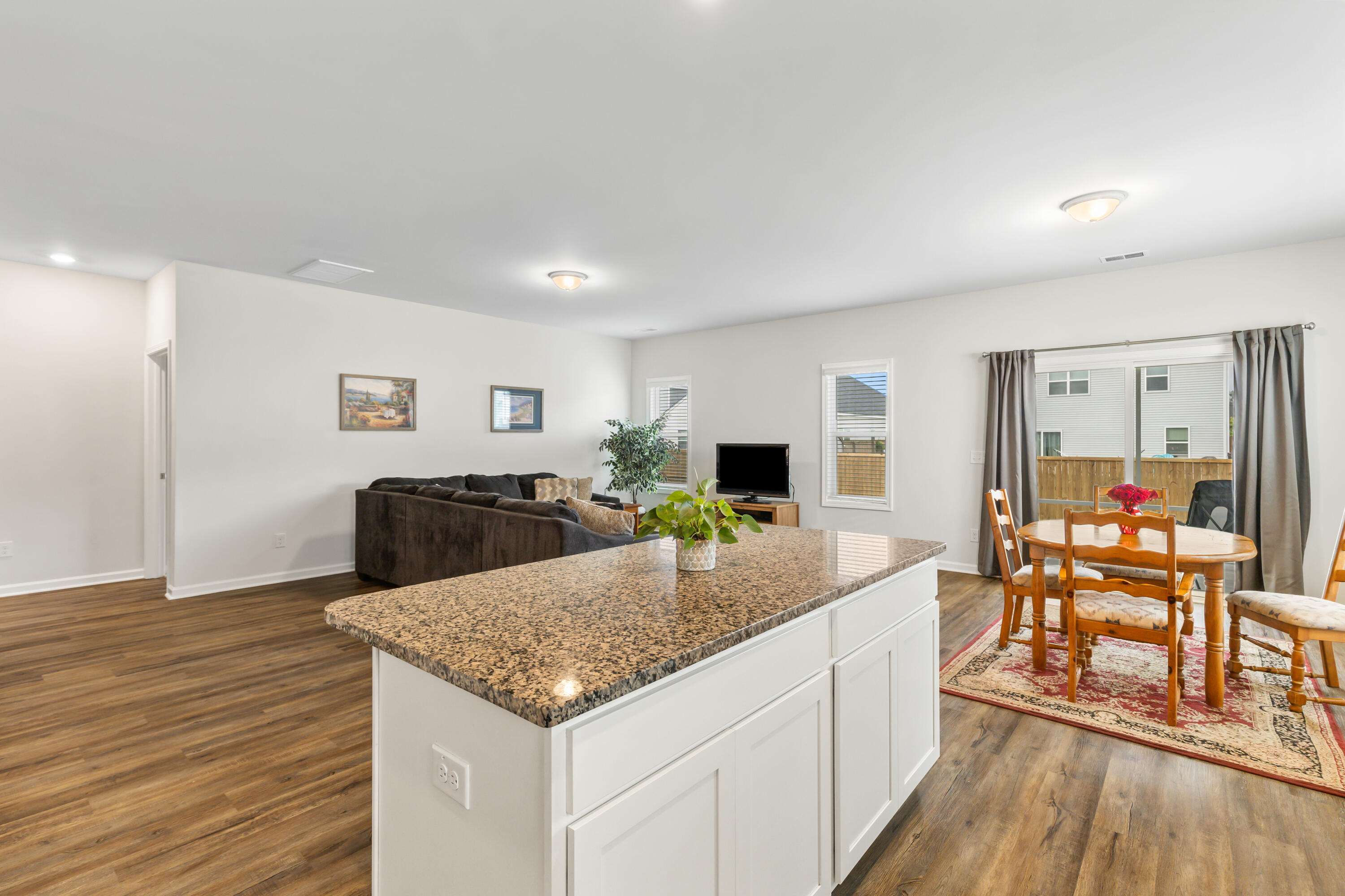 214 Clydesdale Circle