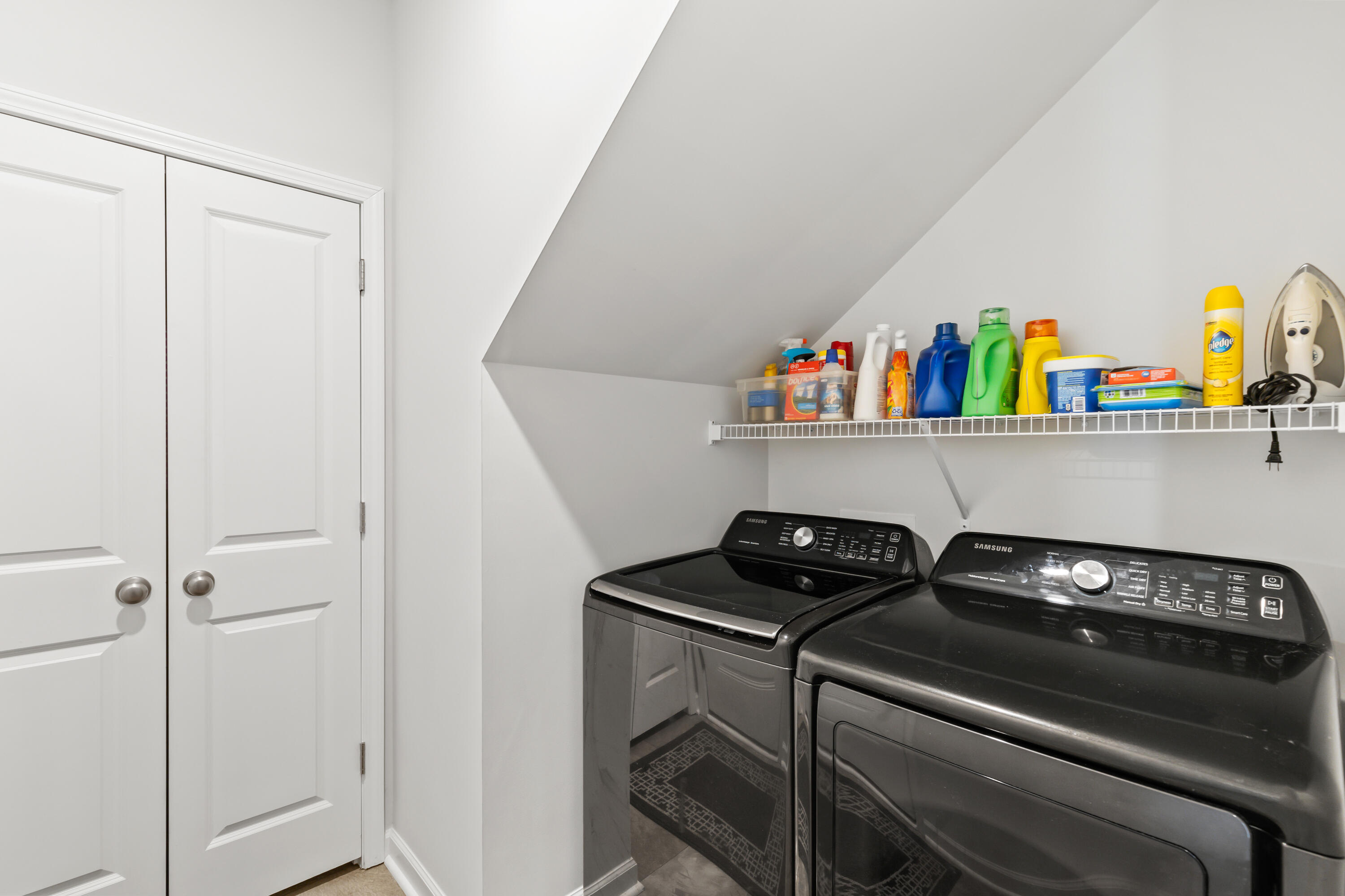 214 Clydesdale Circle