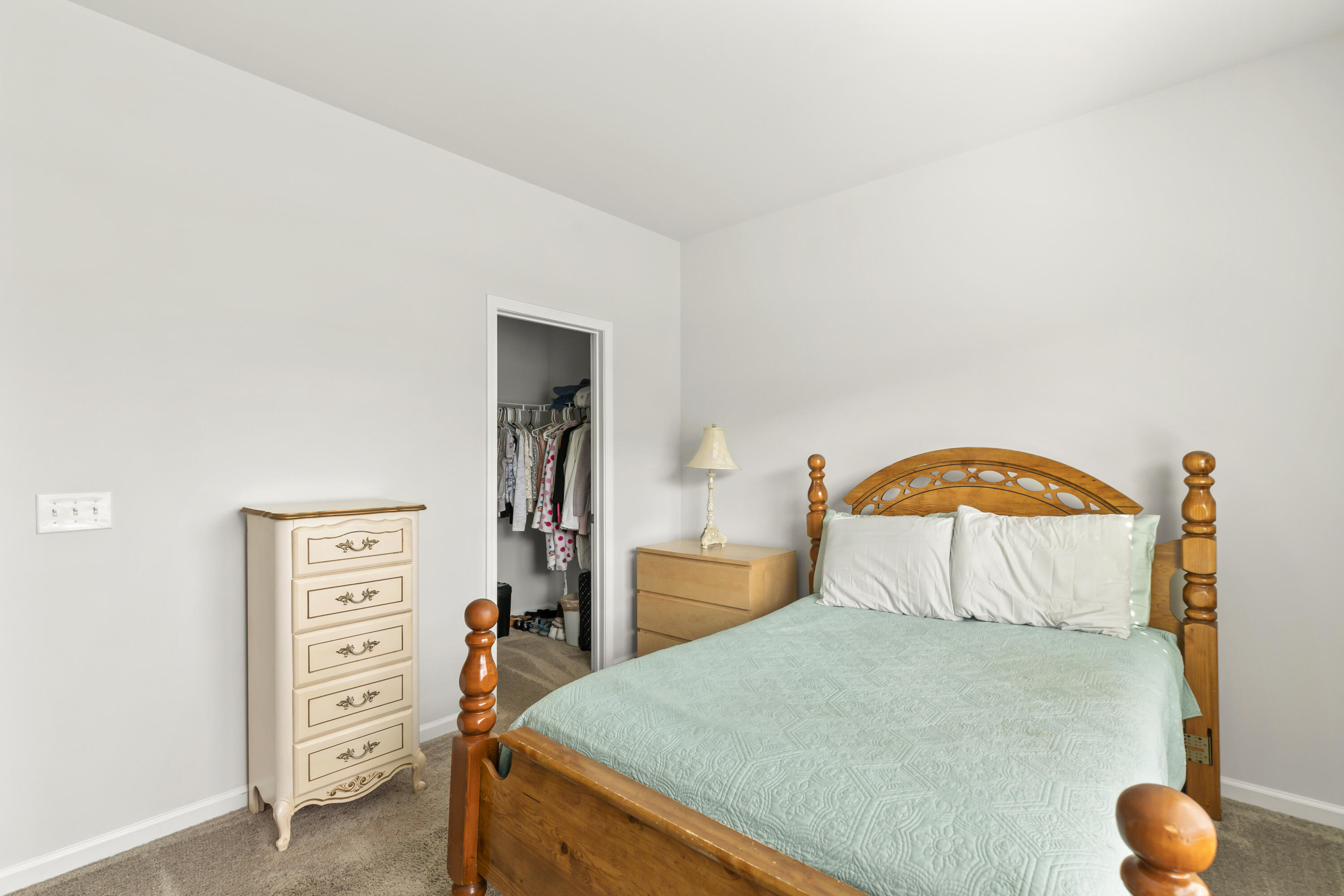 214 Clydesdale Circle