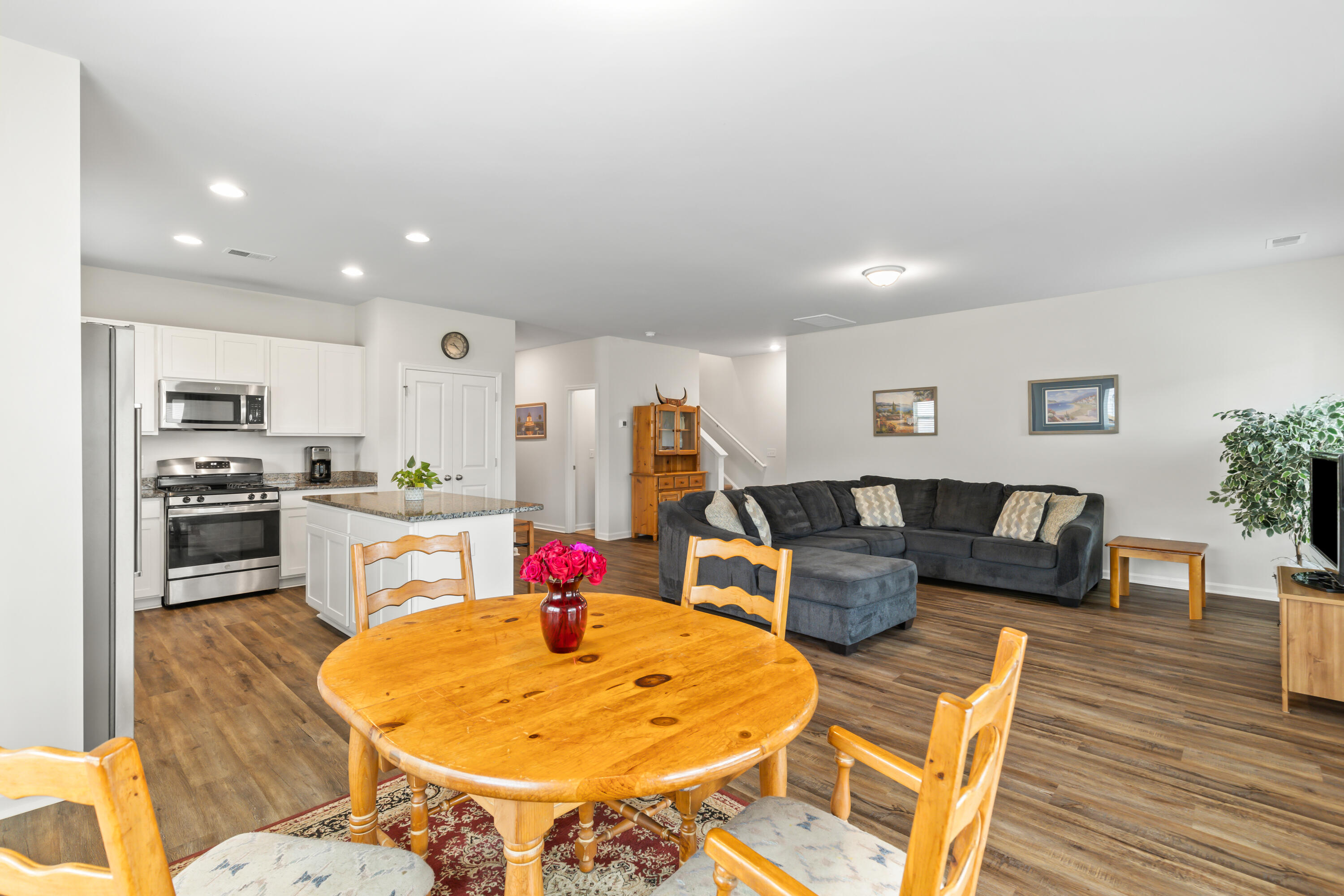 214 Clydesdale Circle