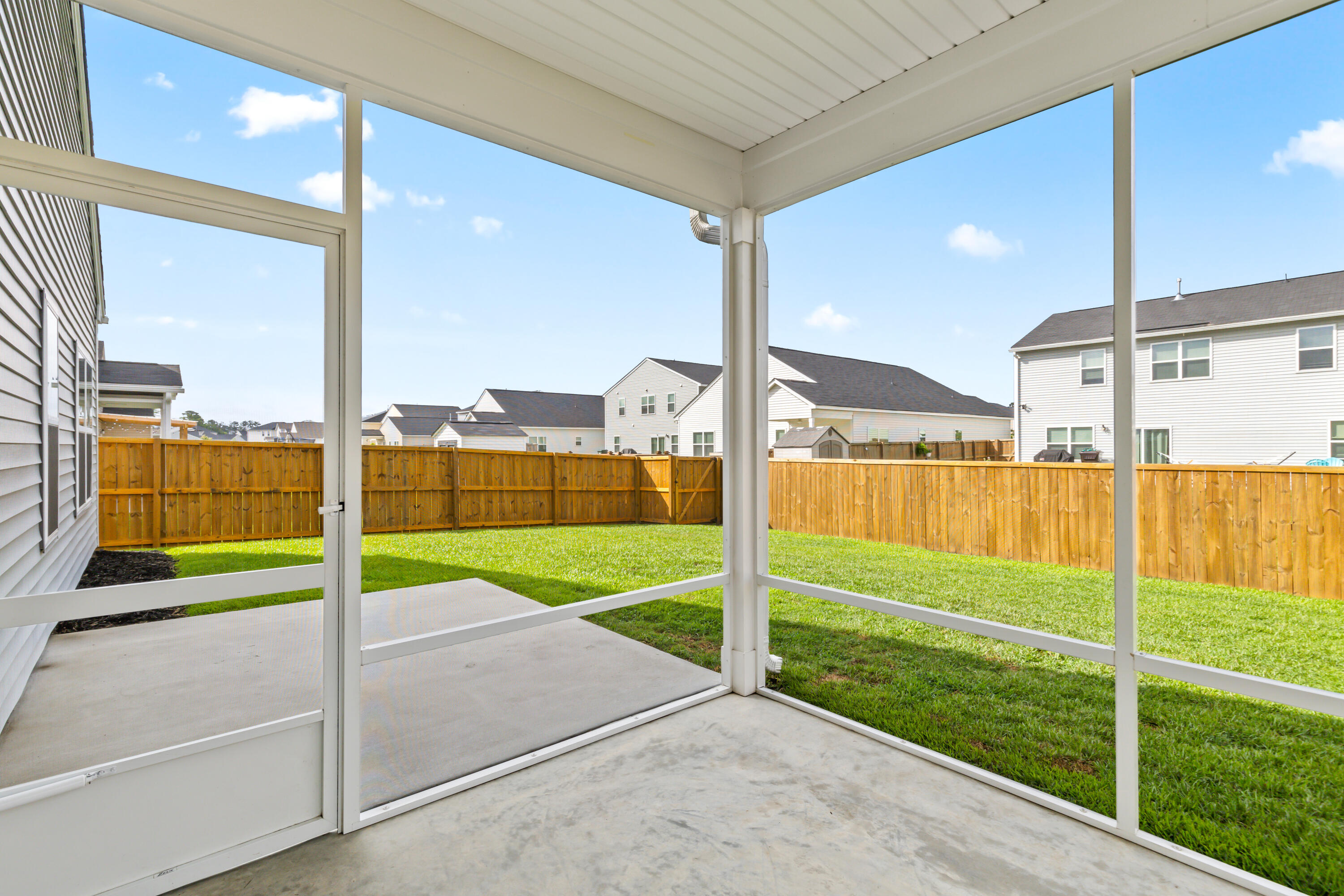 214 Clydesdale Circle