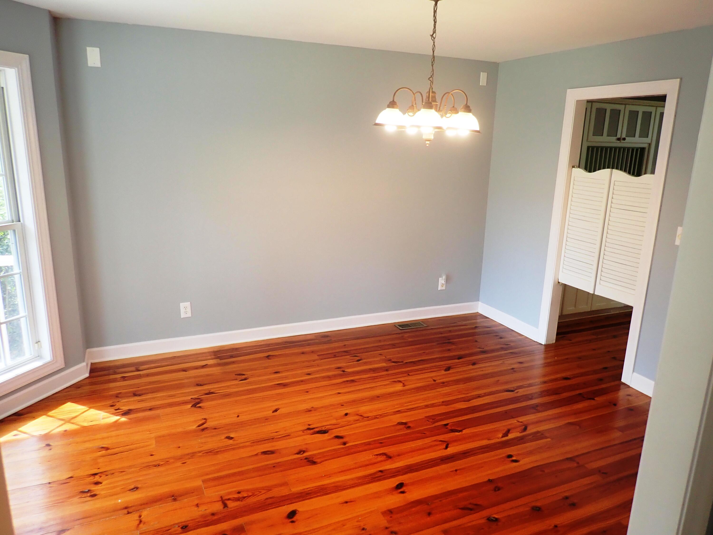 1338 Whippoorwill Farm Road