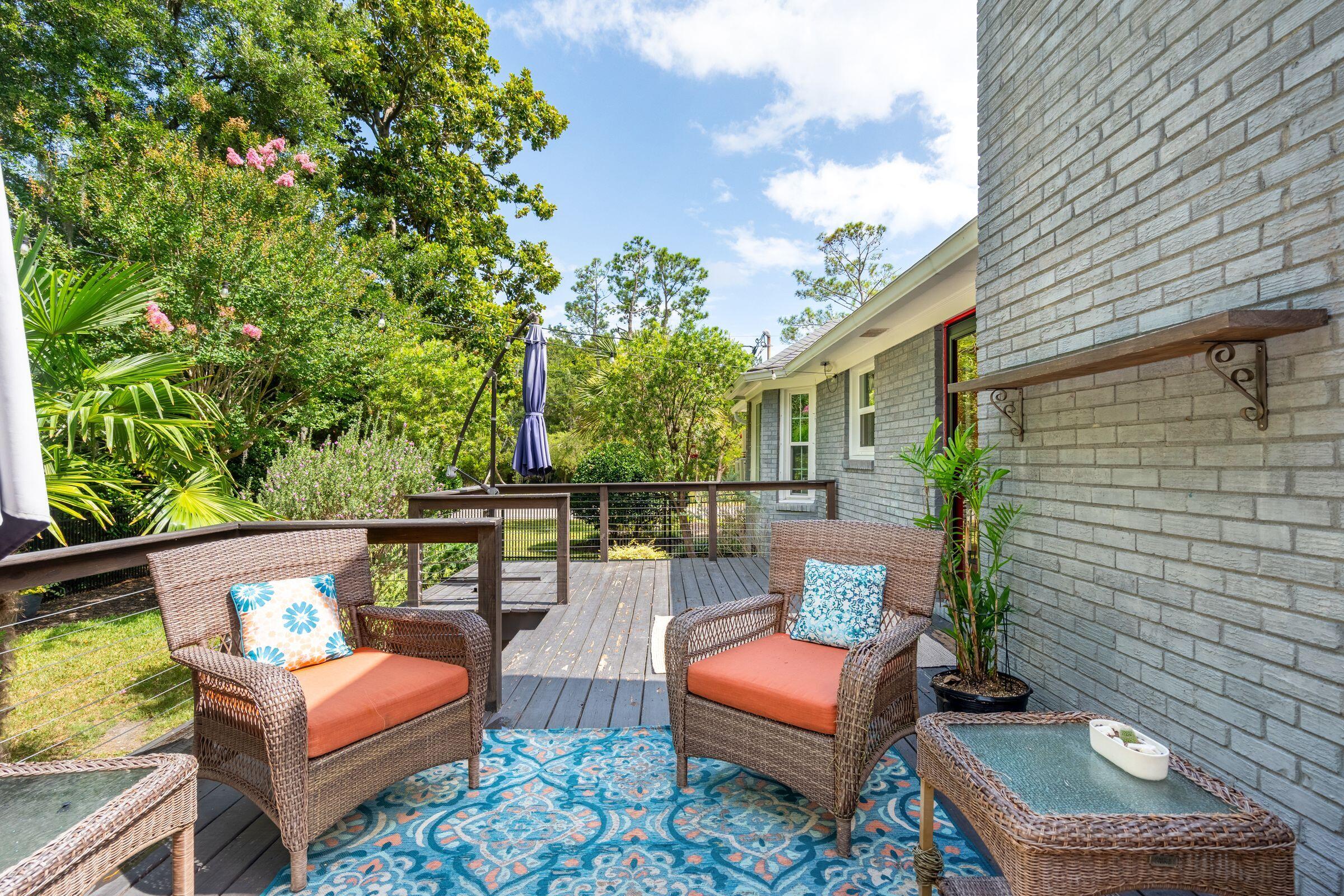 5 Gardens Corner Court