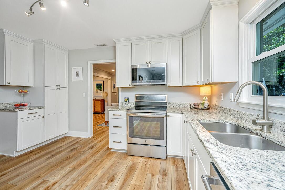 5 Gardens Corner Court