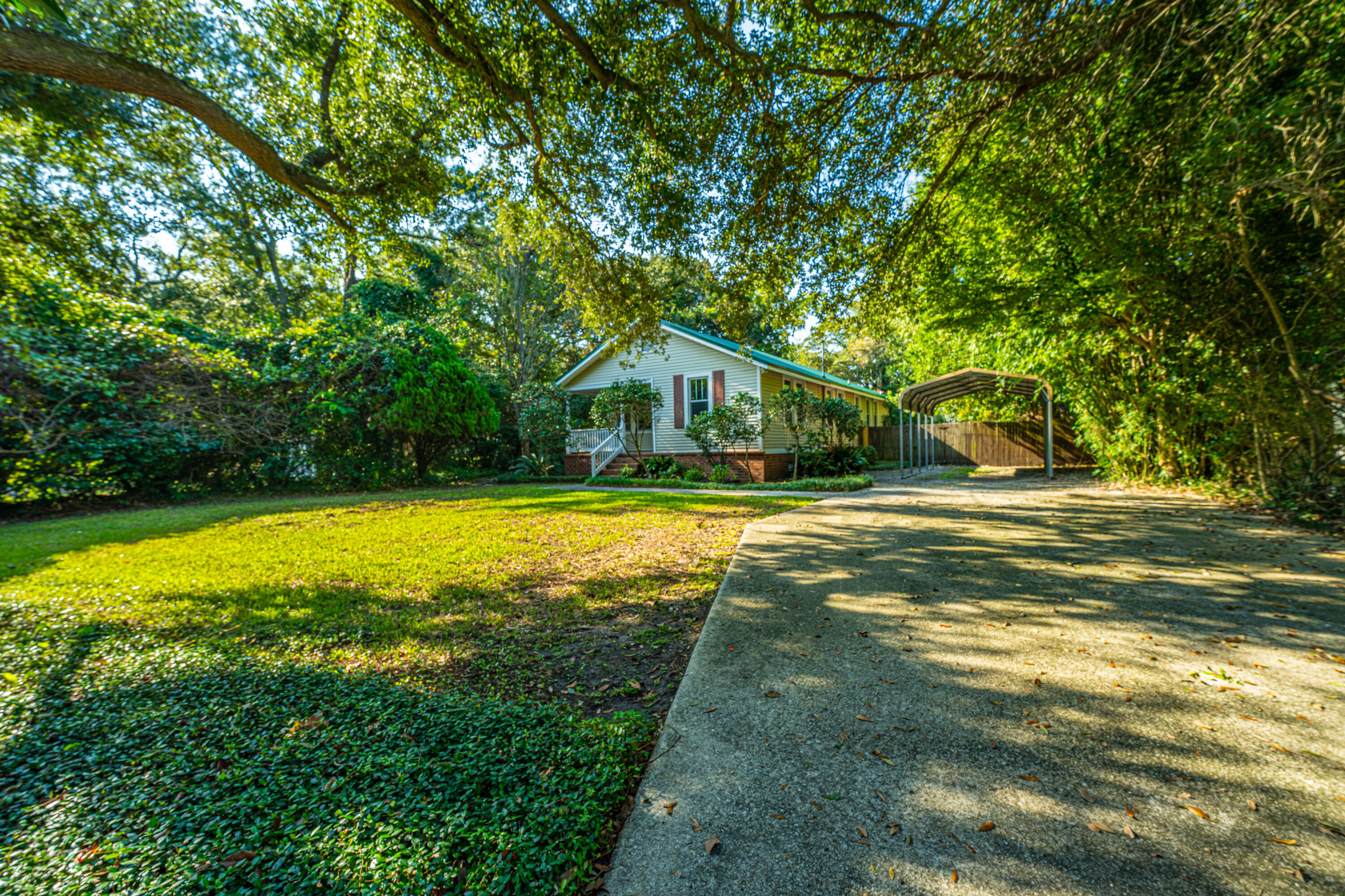 1711 River Front Drive