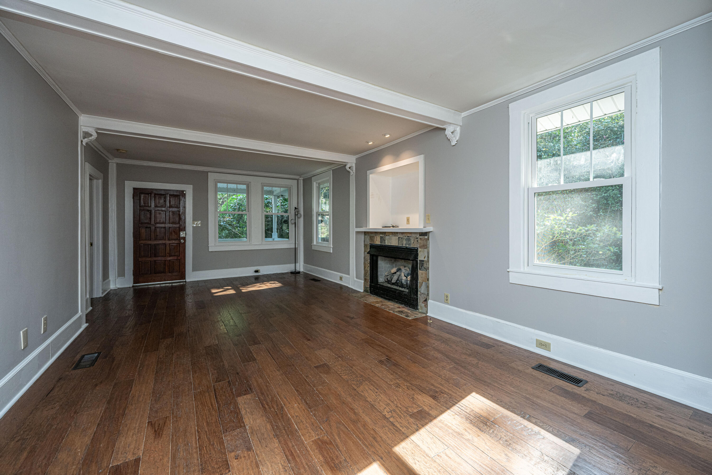 1711 River Front Drive