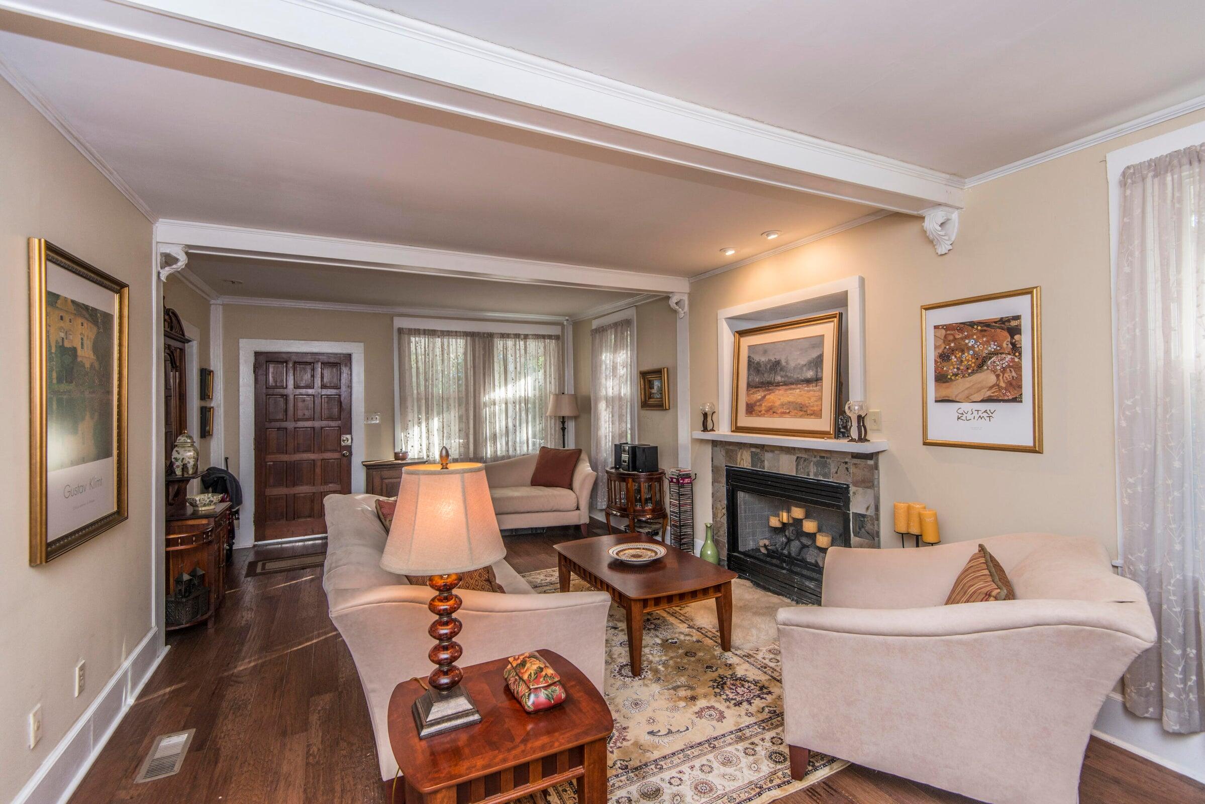 1711 River Front Drive