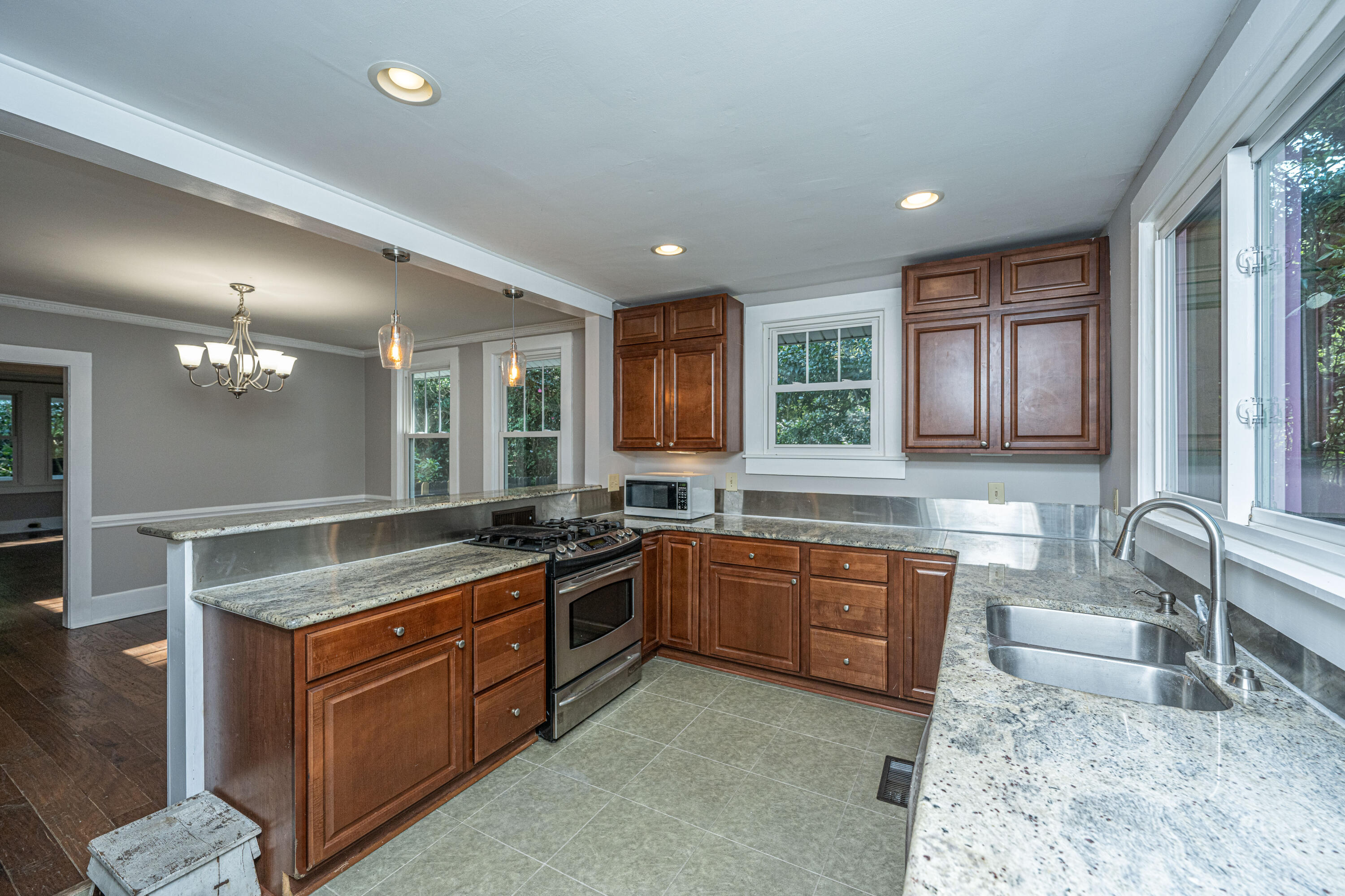 1711 River Front Drive