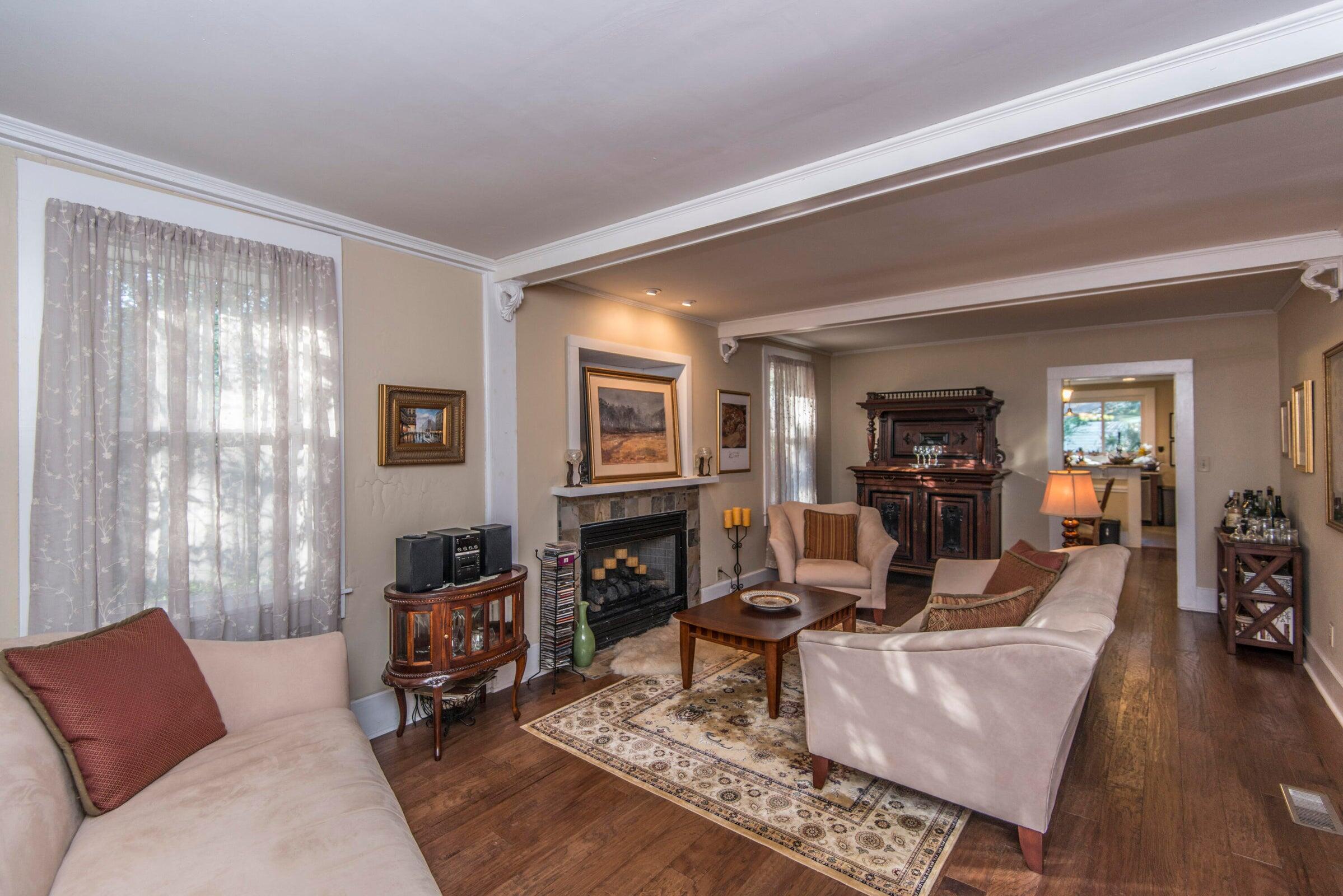 1711 River Front Drive