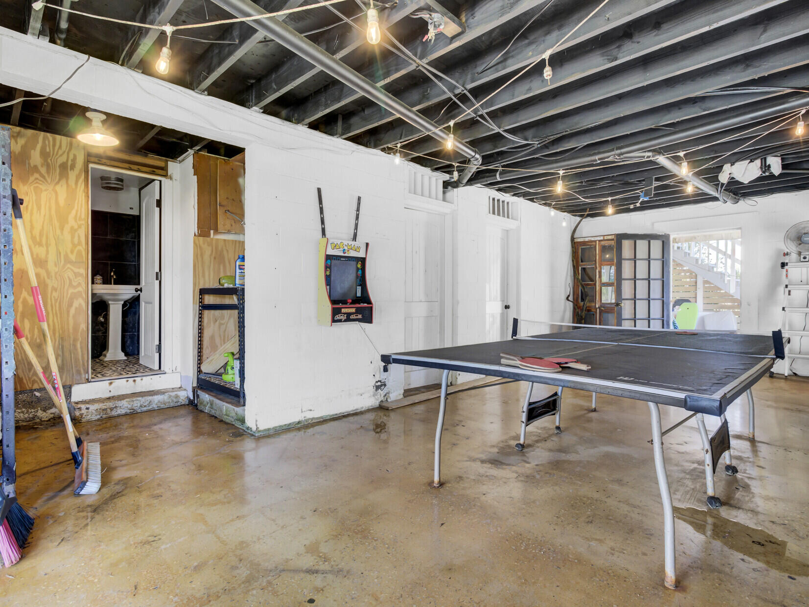 1730 E Ashley Avenue