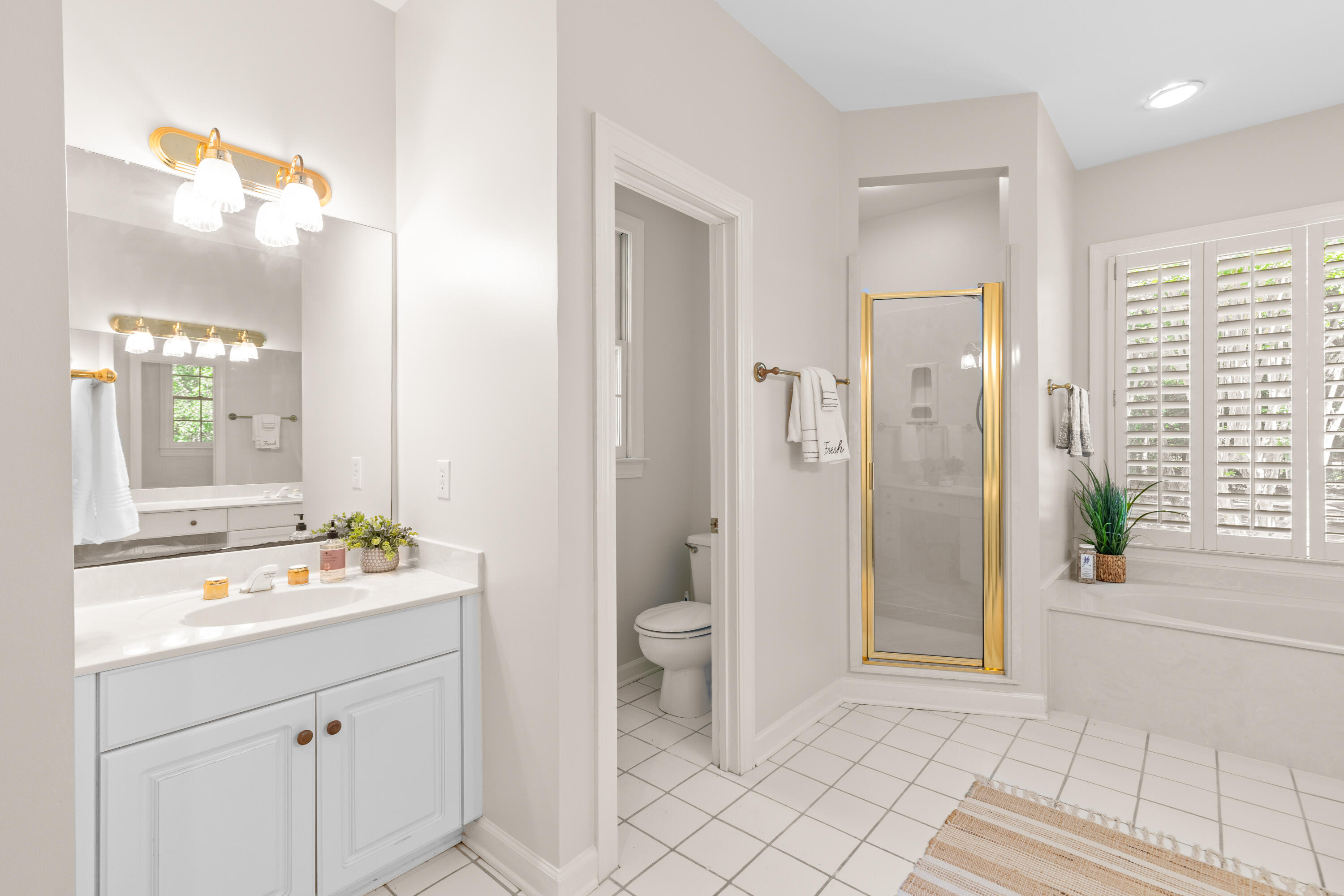 4663 Lazy Creek Lane