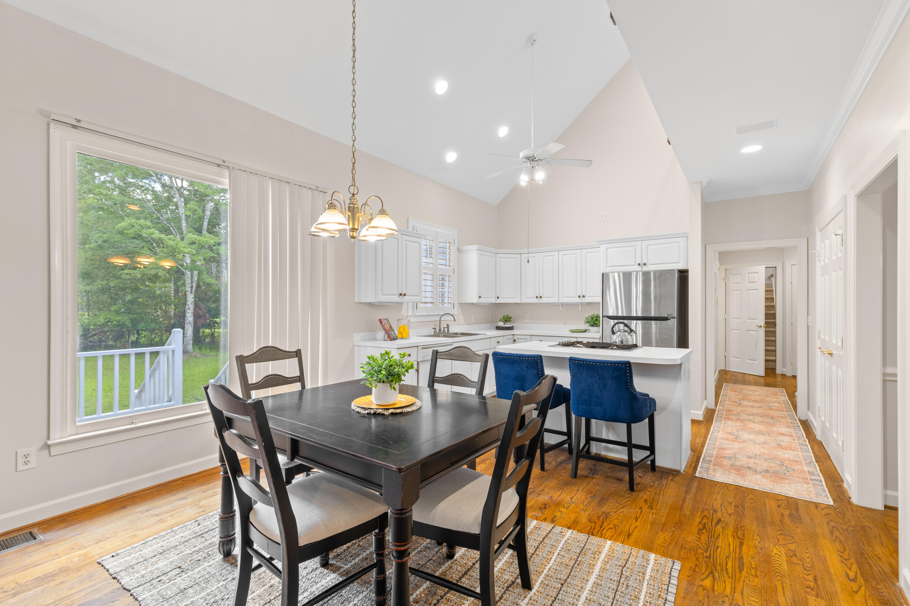 4663 Lazy Creek Lane