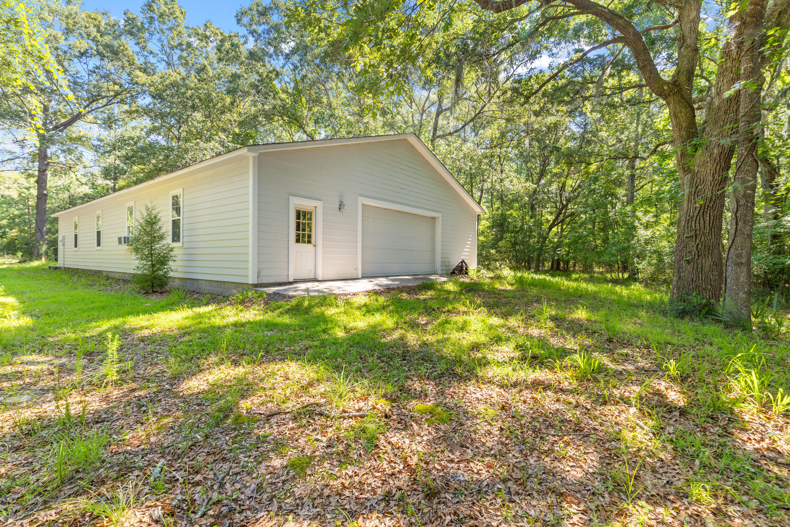 4663 Lazy Creek Lane