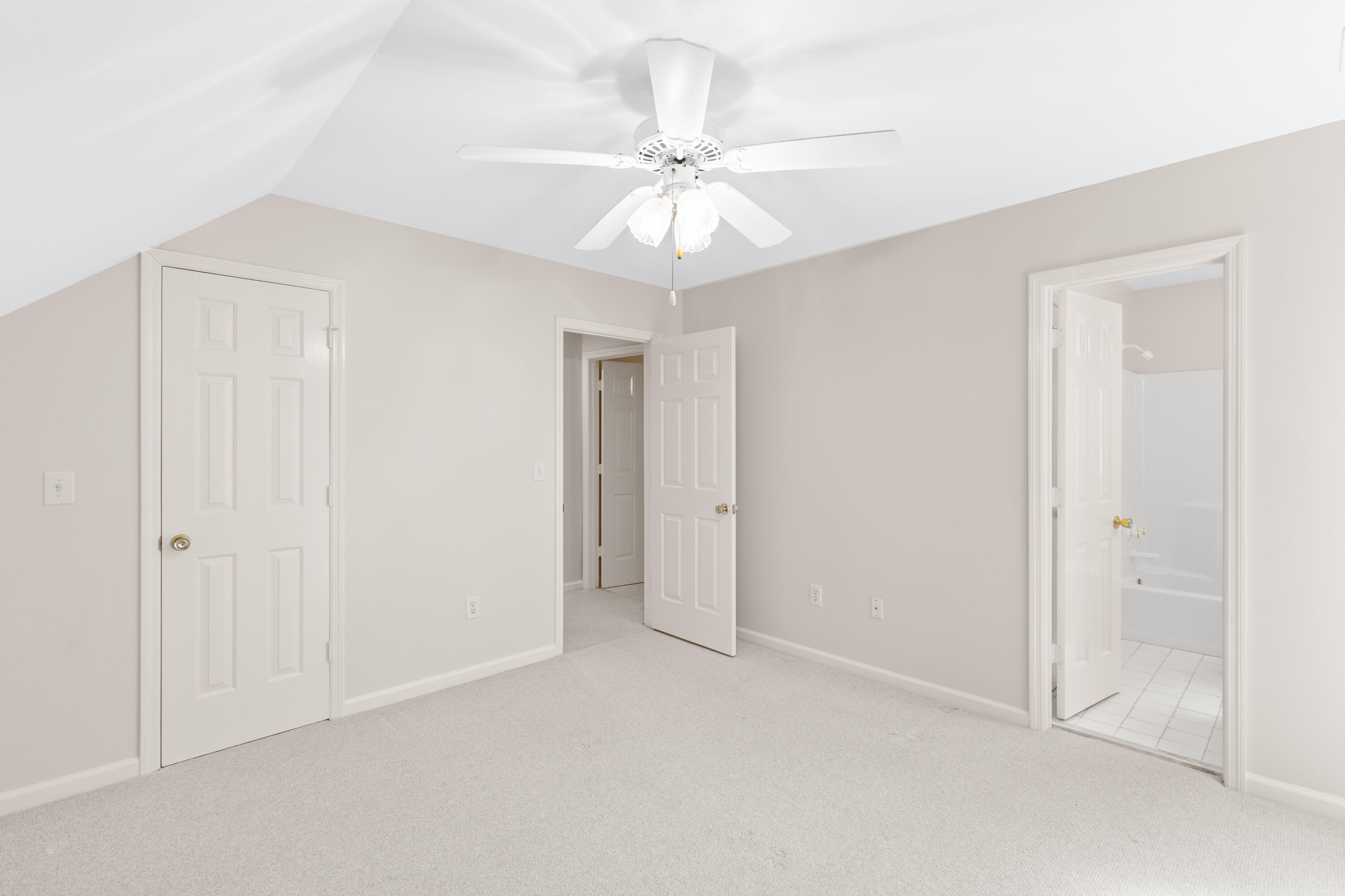 4663 Lazy Creek Lane