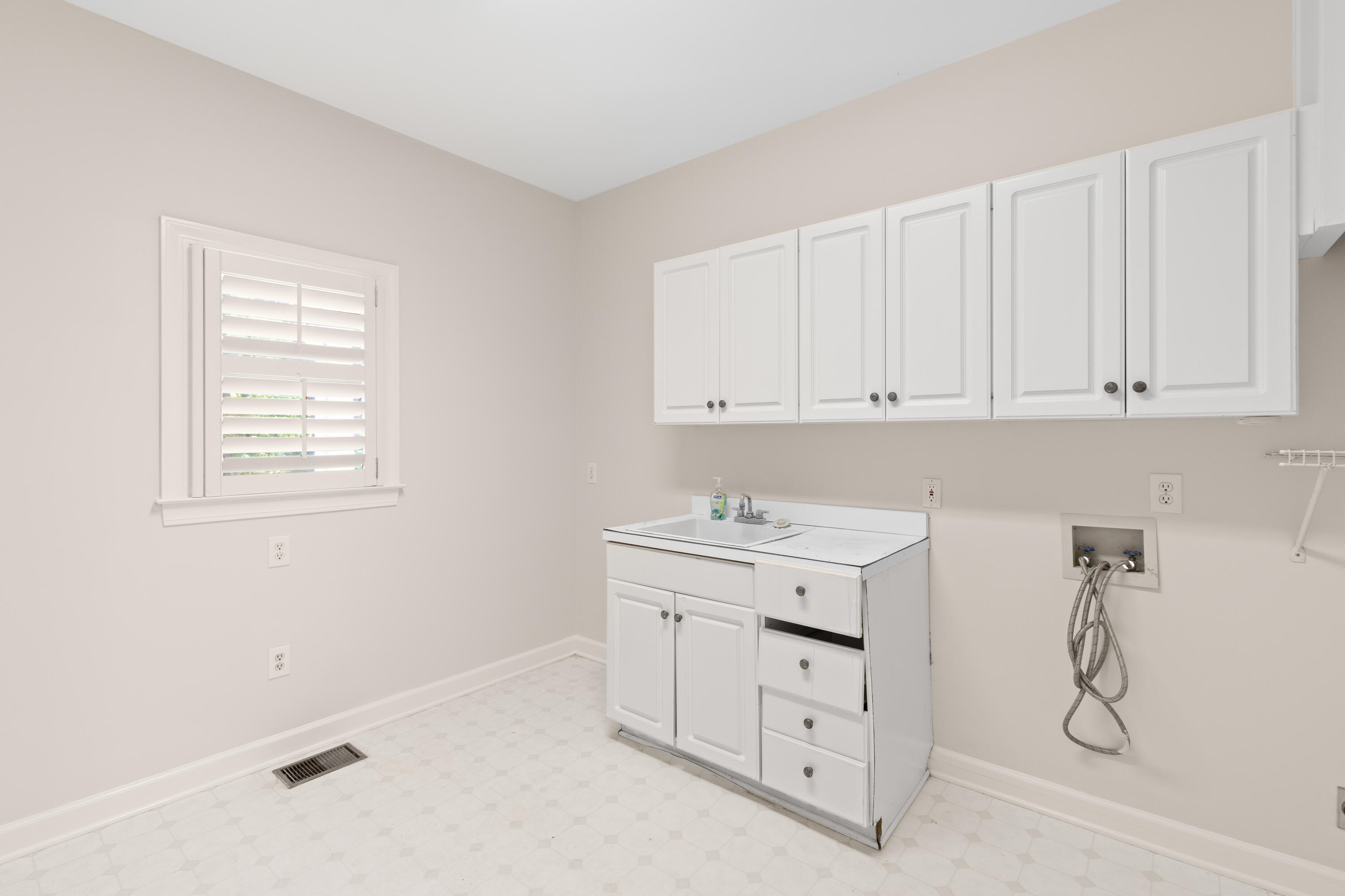 4663 Lazy Creek Lane