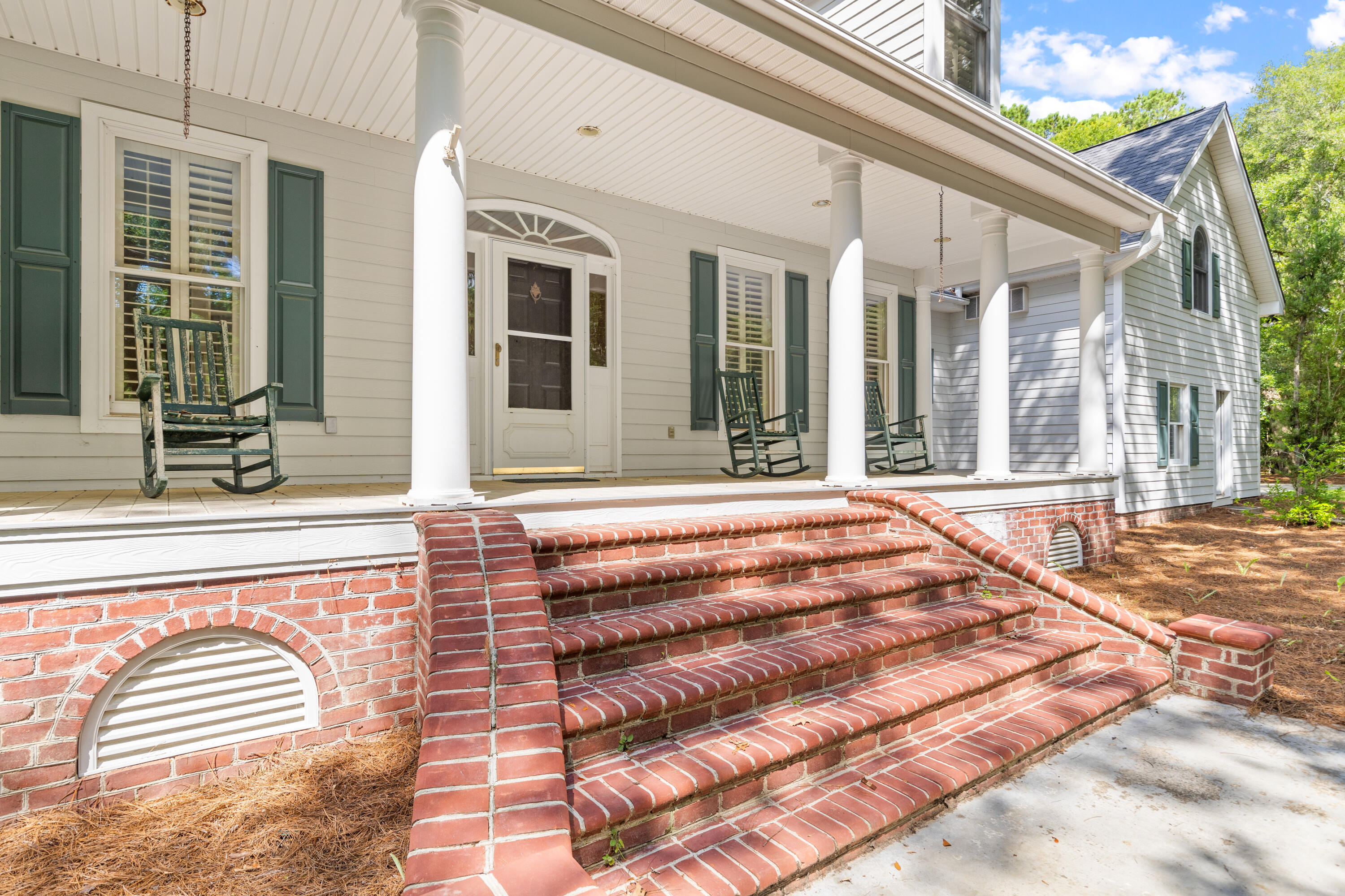 4663 Lazy Creek Lane