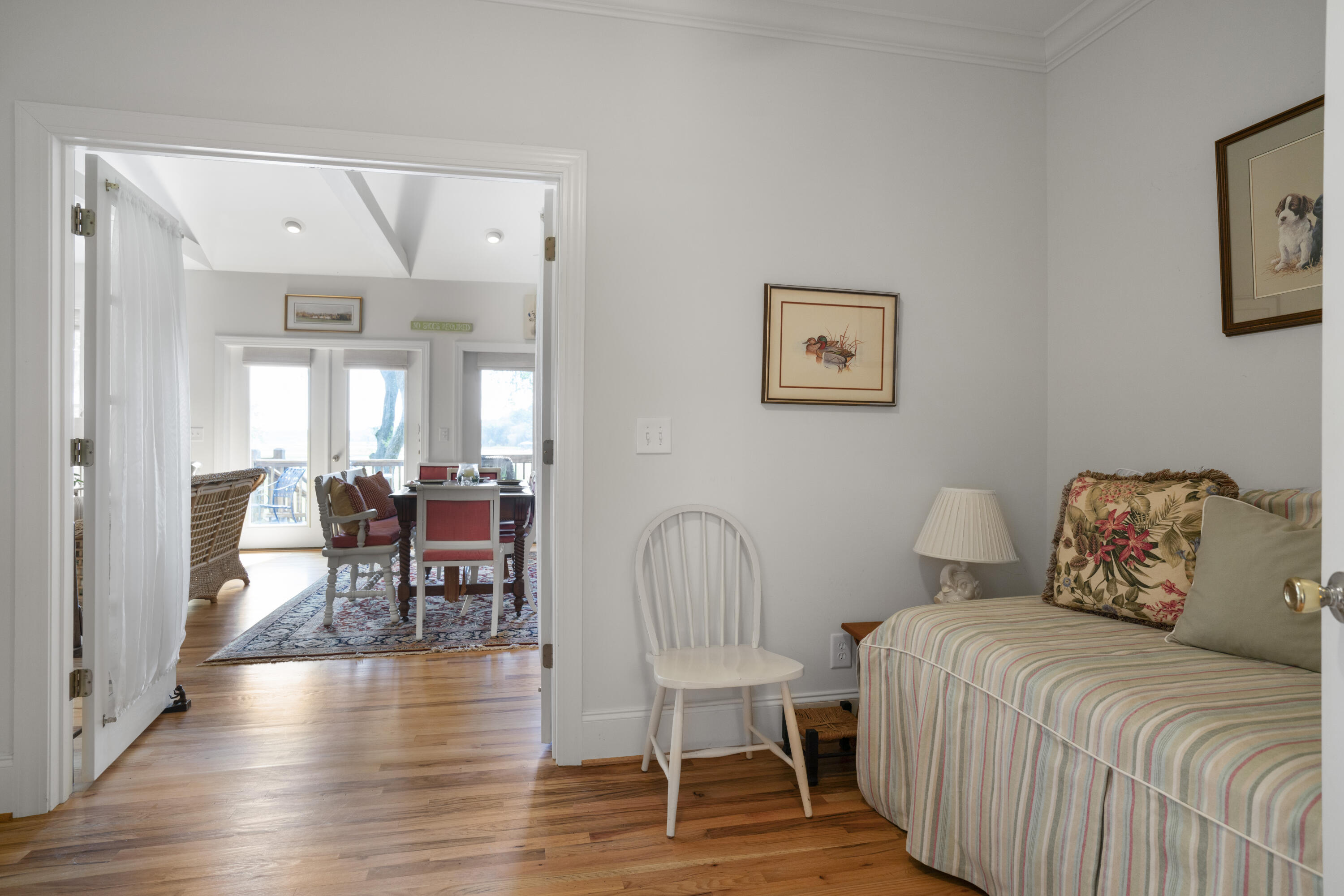 8541 Oyster Factory Road