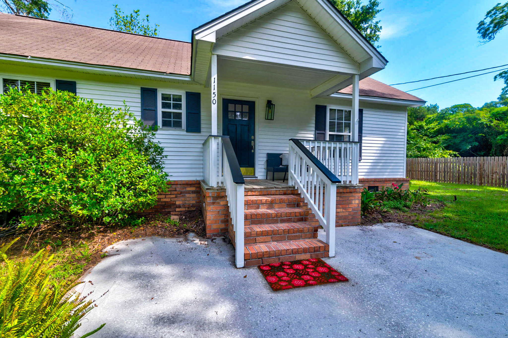 1150 East And West Road