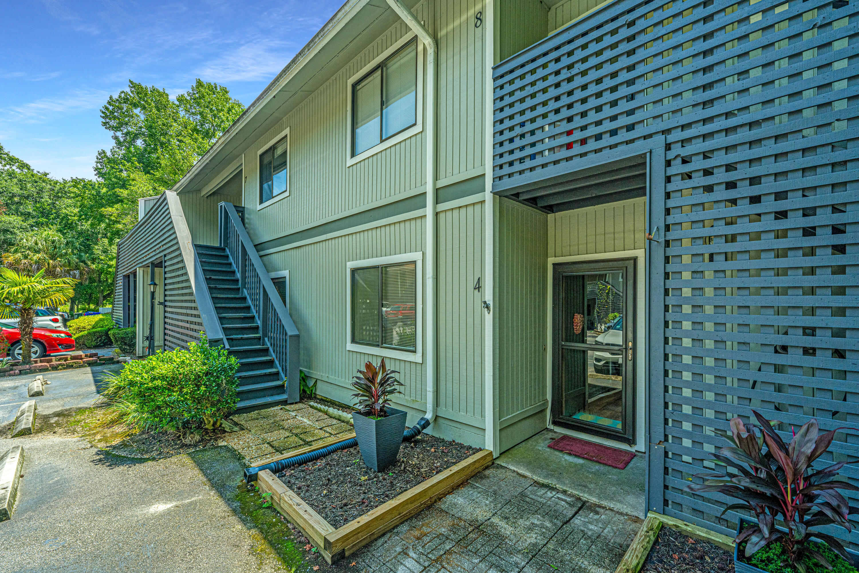 2741 Jobee Drive # 7