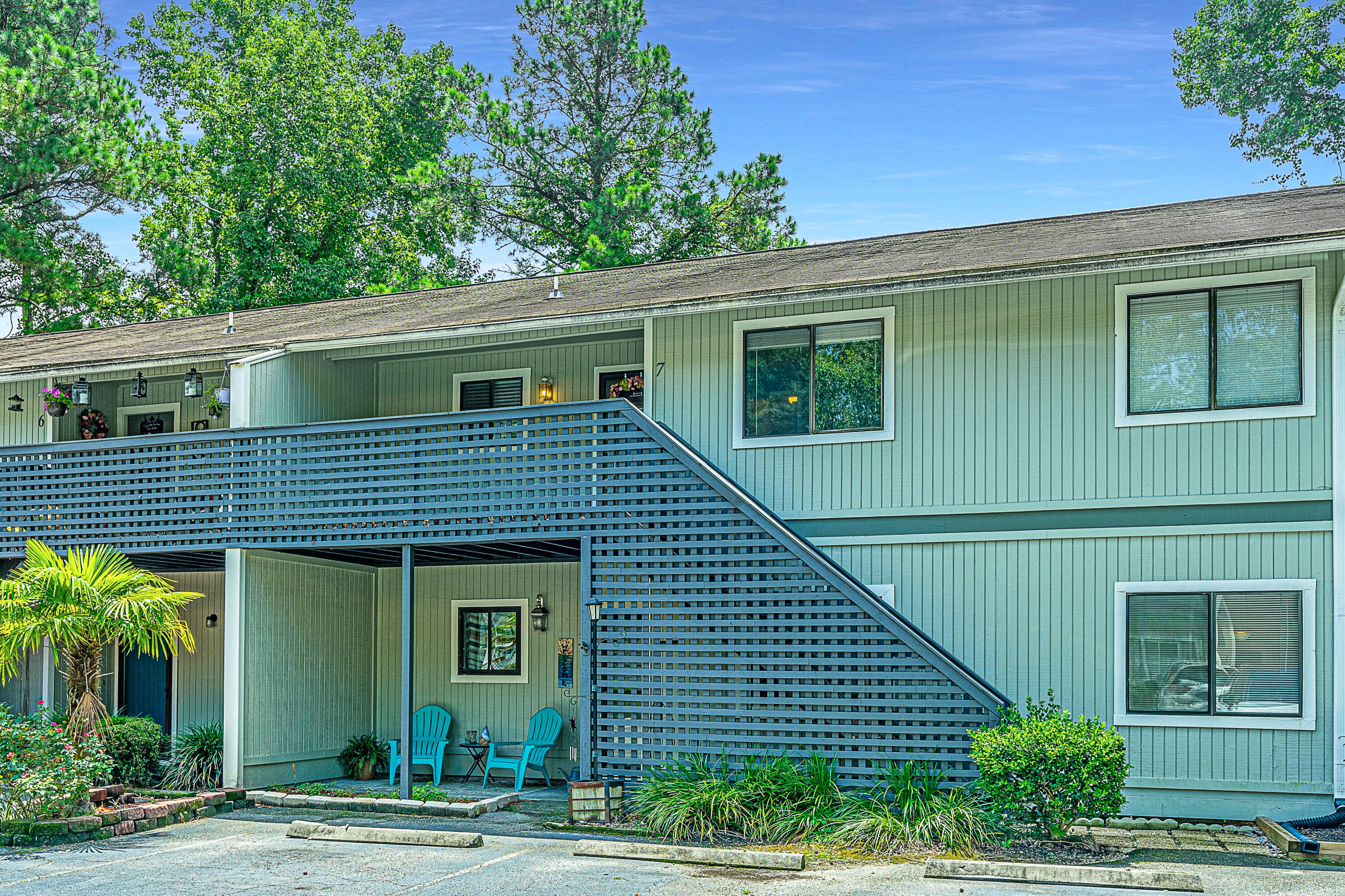 2741 Jobee Drive # 7