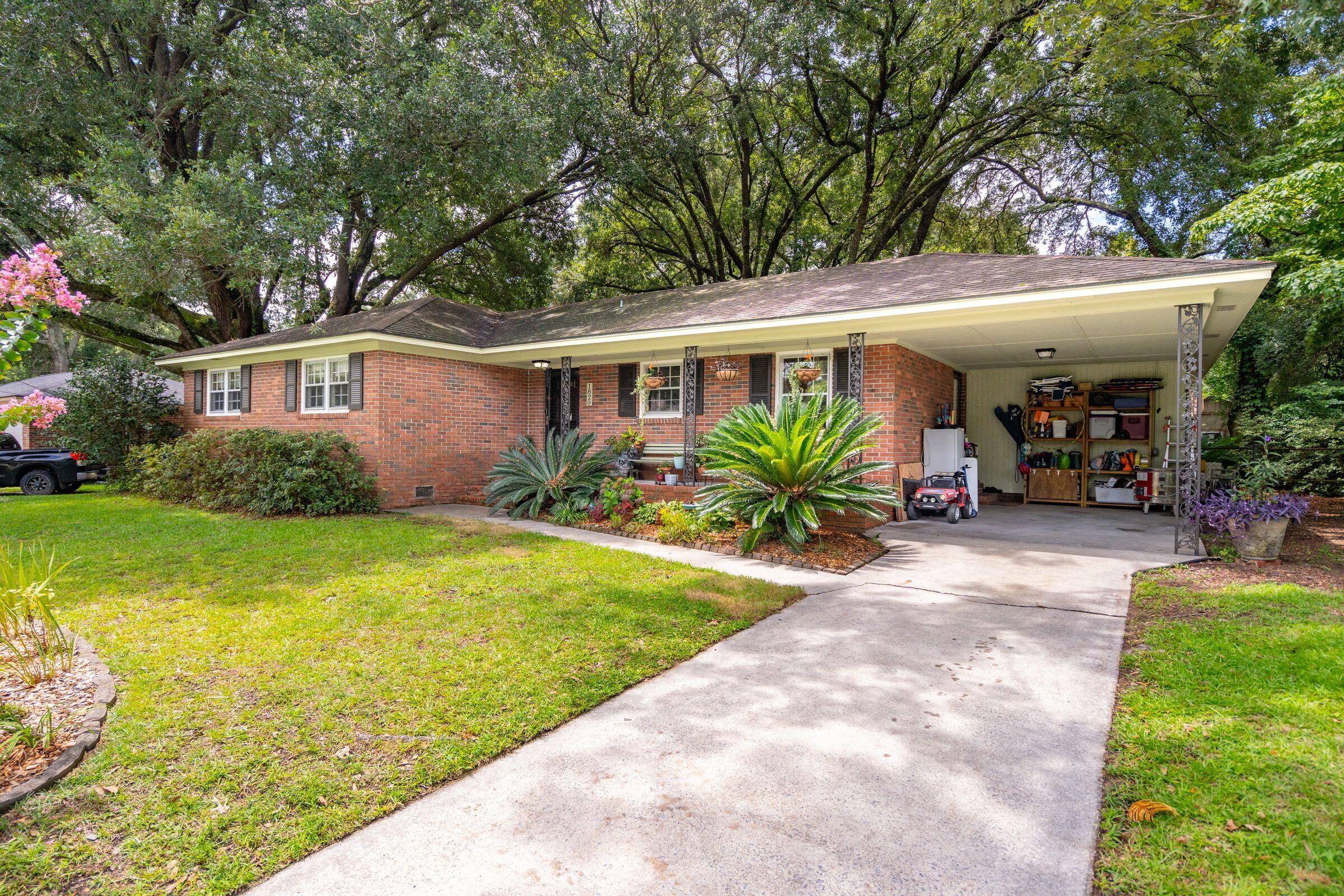 1820 Wedgefield Road