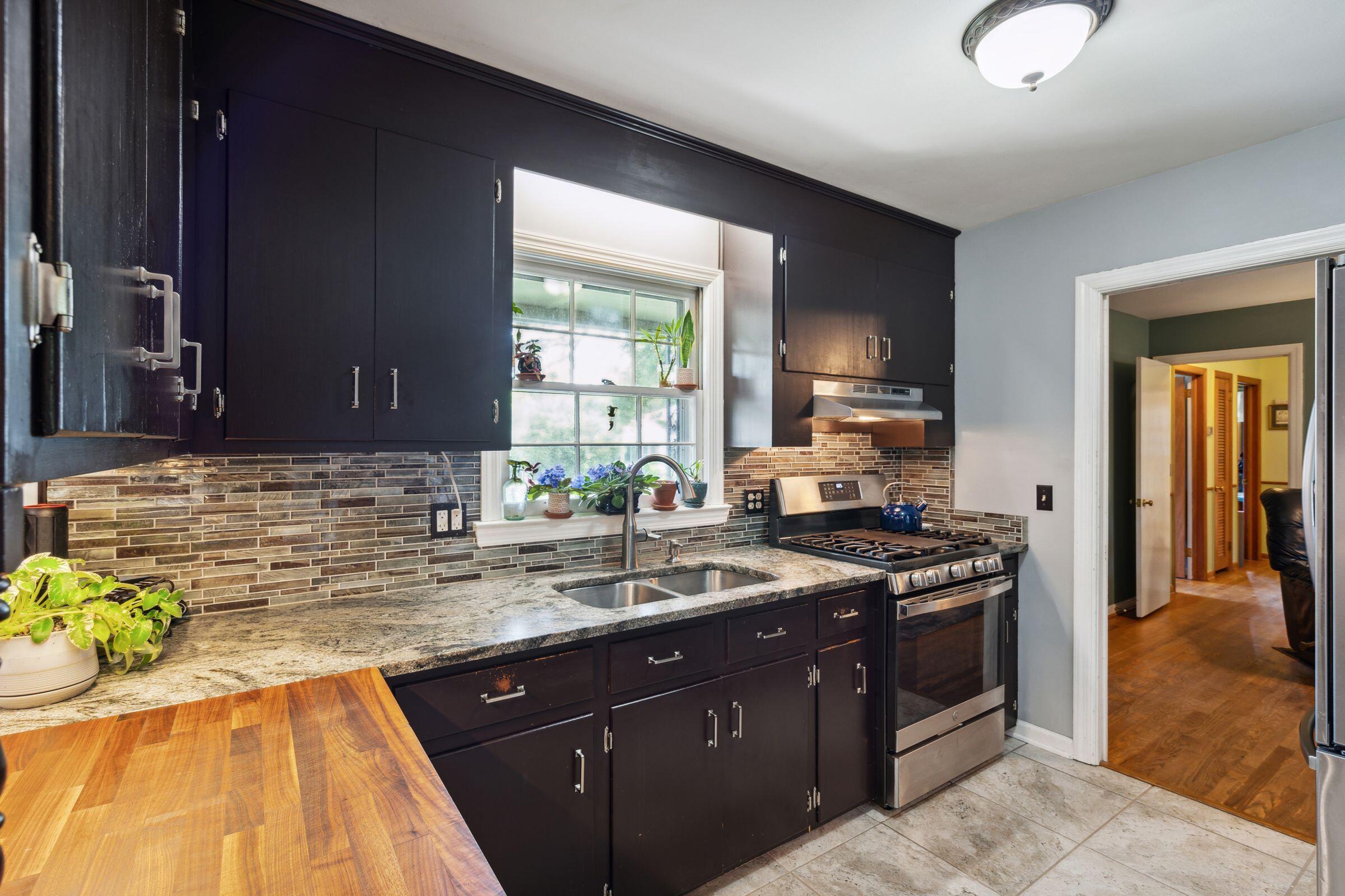 1820 Wedgefield Road