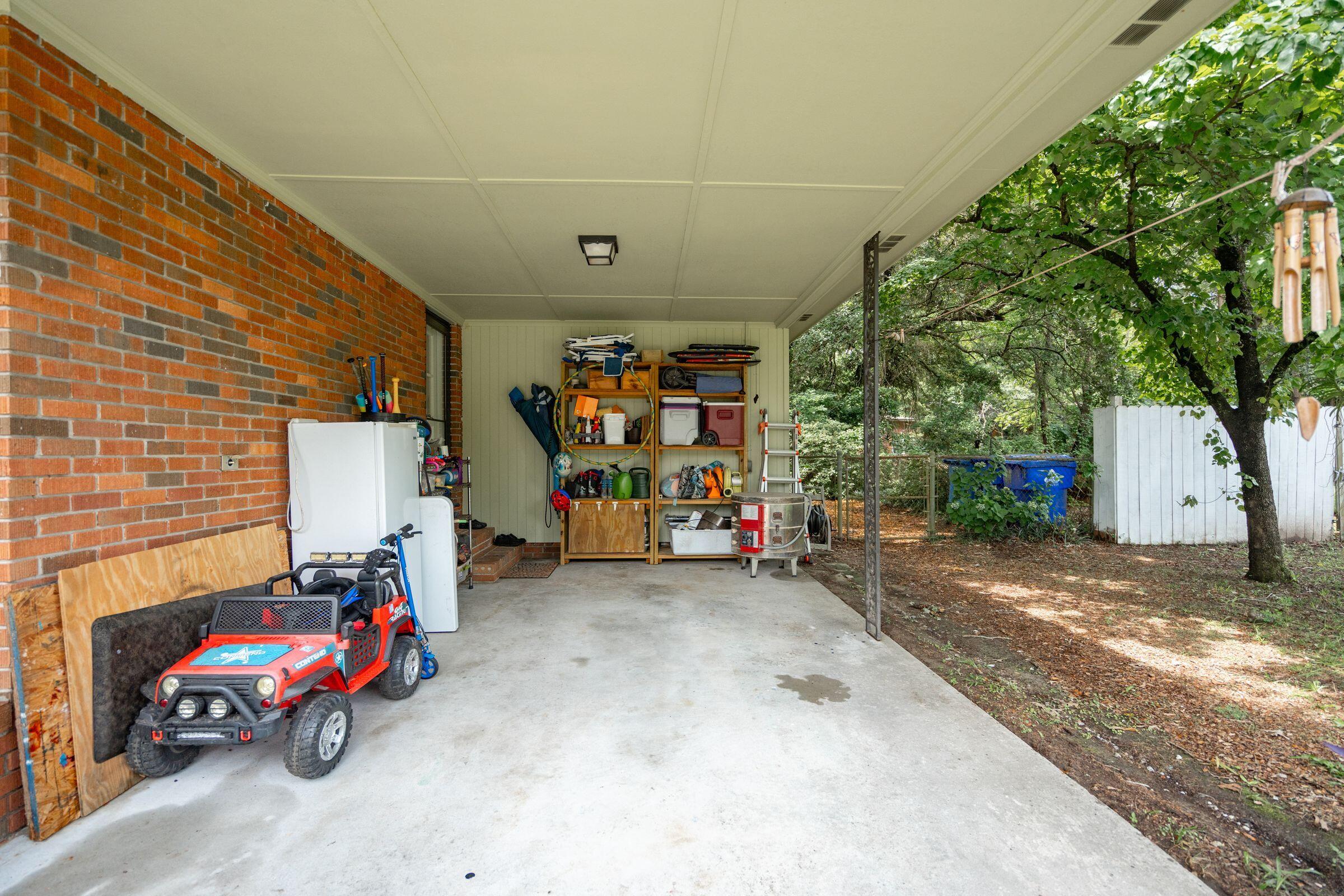 1820 Wedgefield Road