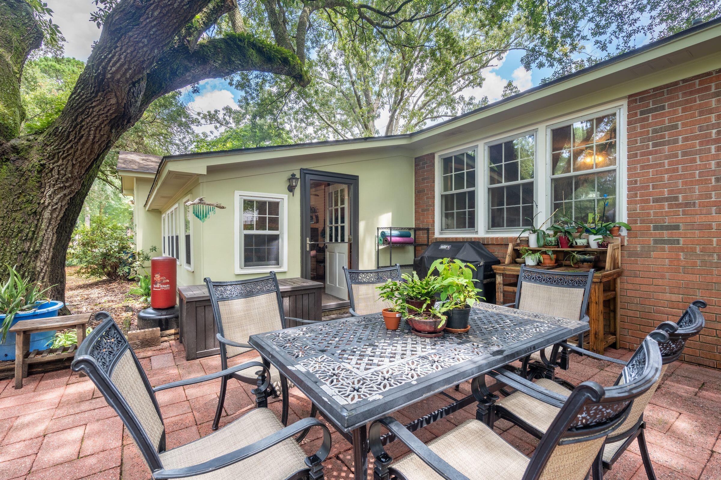 1820 Wedgefield Road